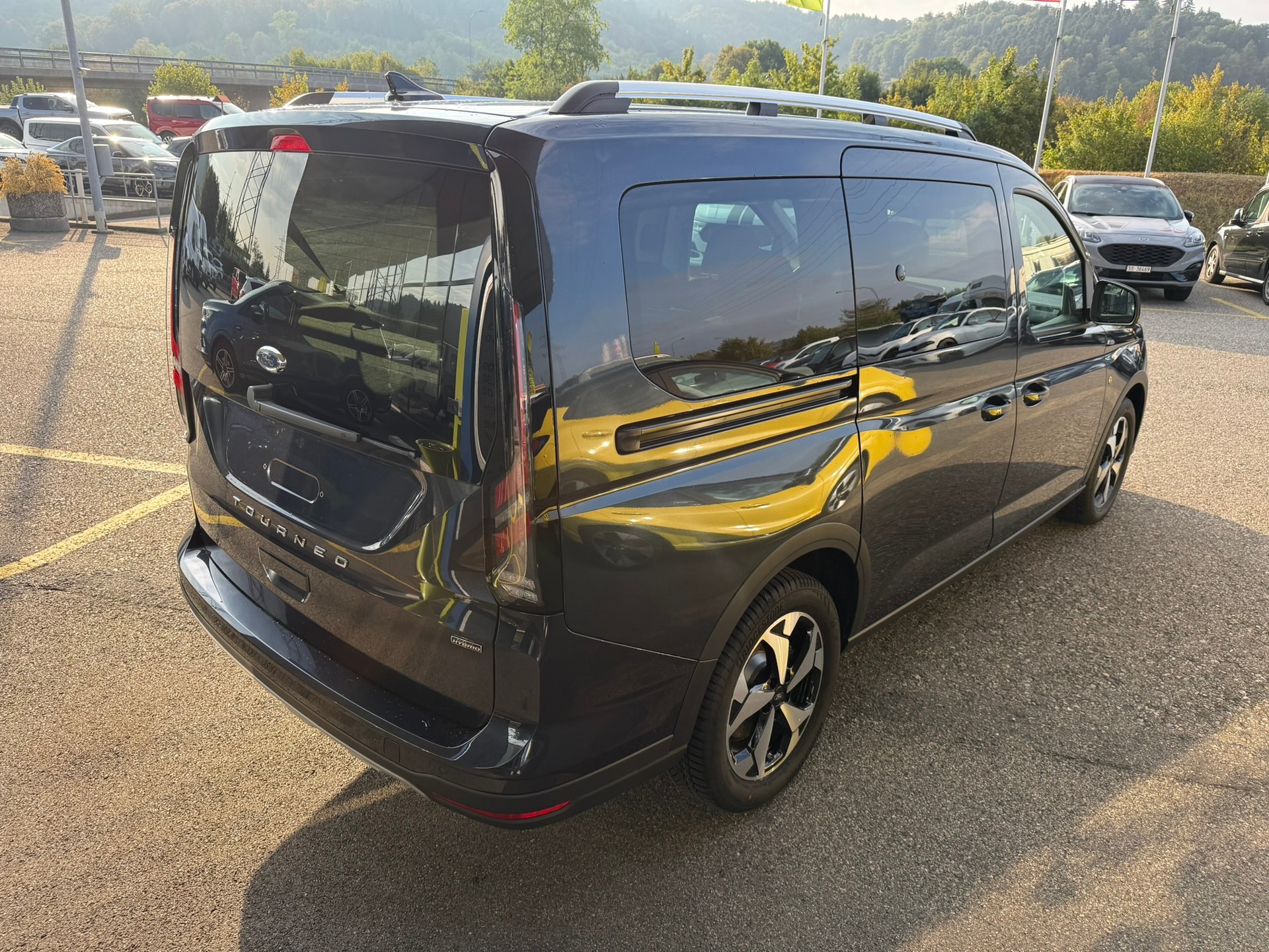 FORD Grand Tourneo Connect 1.5 PHEV Active Automat-image-5