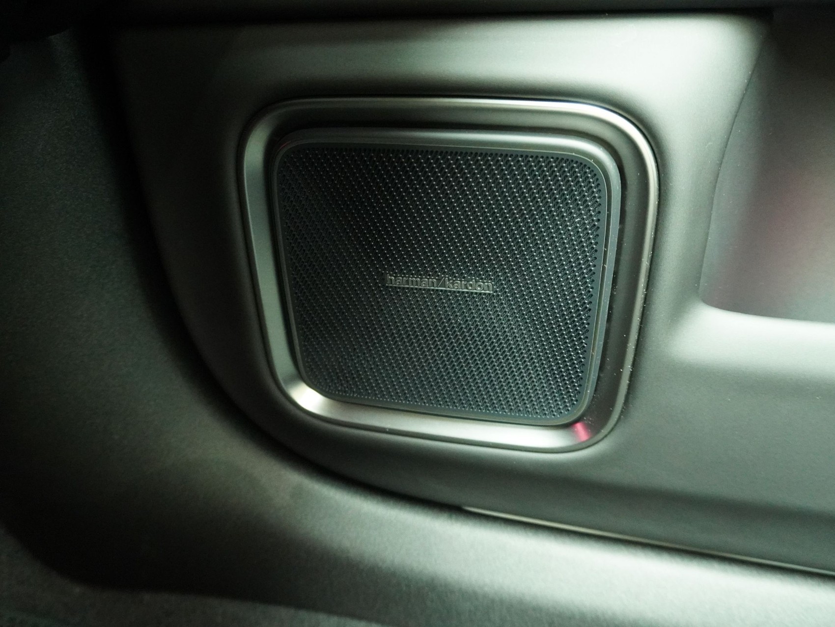POLESTAR 4 Long Range Dual Motor-image-14