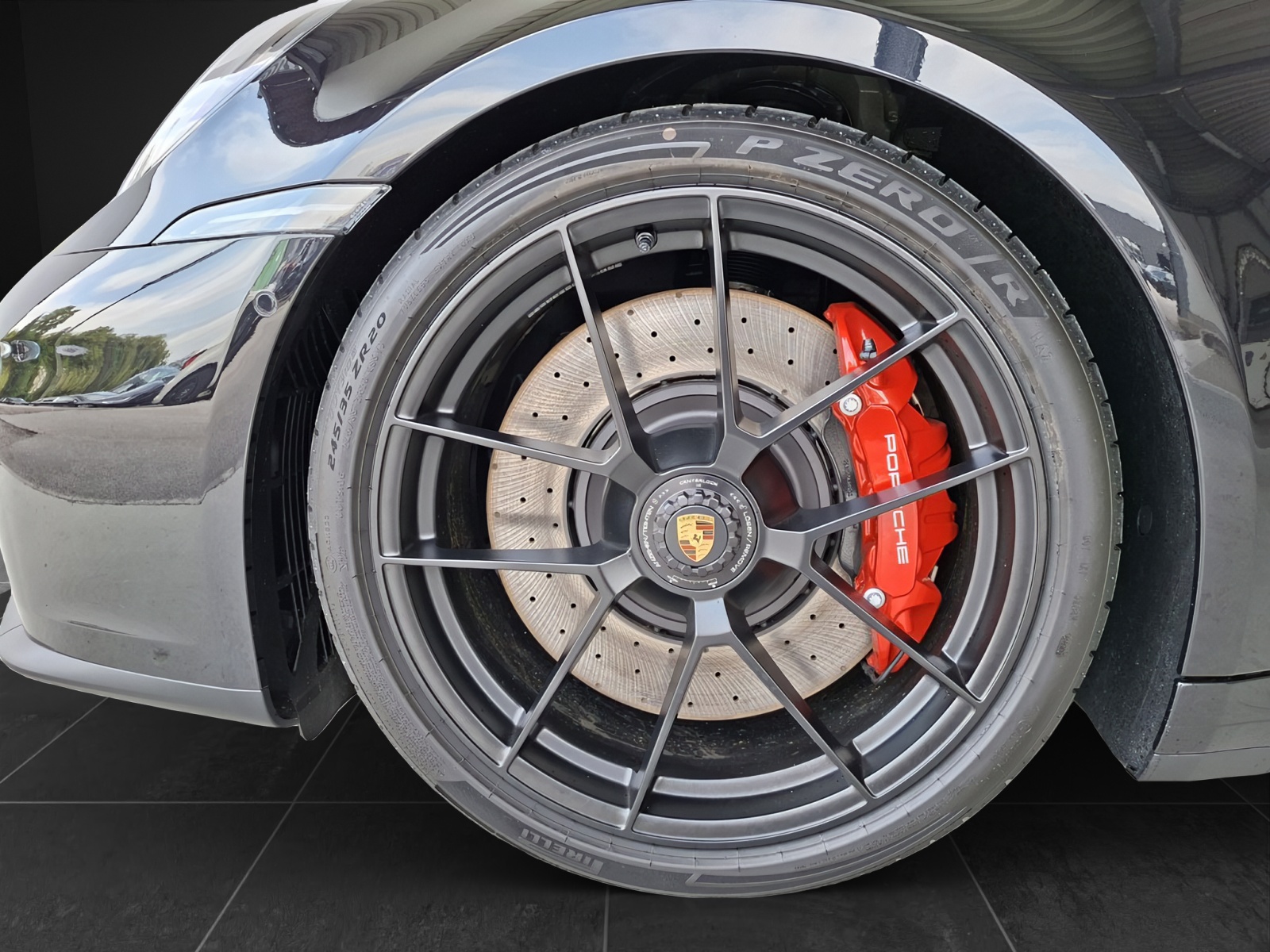 PORSCHE 911 Carrera 4 GTS PDK-image-10