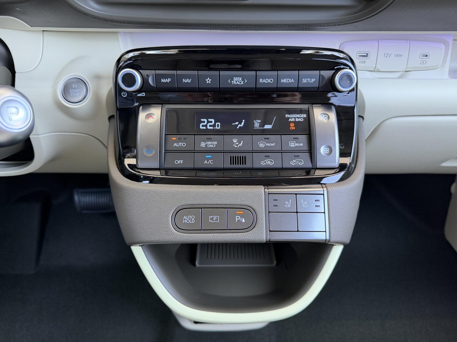 HYUNDAI Inster 49 kWh Electric Vertex-image-8
