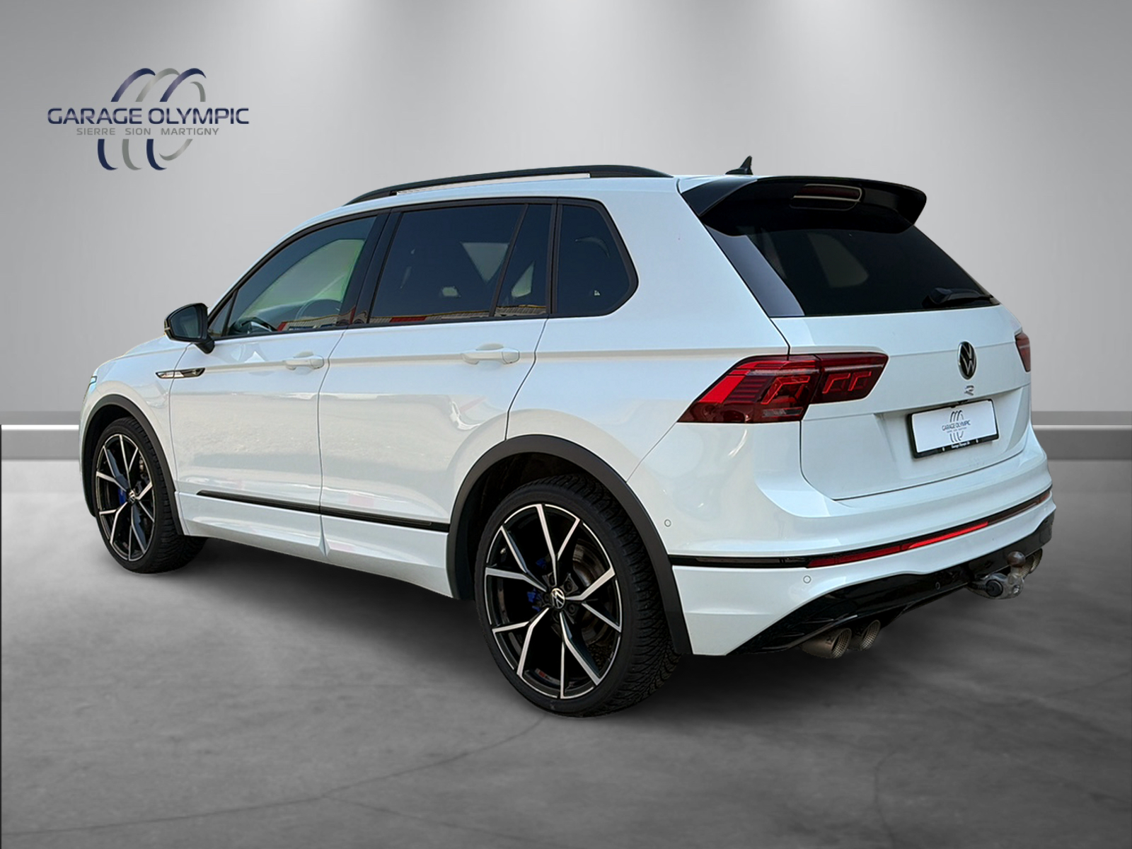VW Tiguan 2.0TSI R 4Motion DSG-showroom-element-3