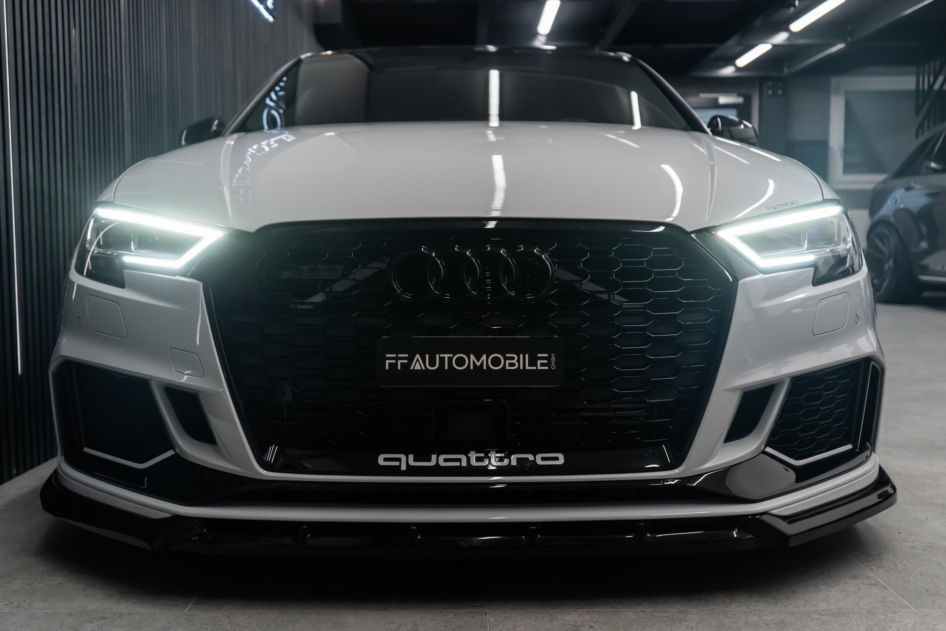 AUDI AUDI RS3 LIMOUSINE 2.5 TSI QUATTRO S-TRONIC / CH-FZ / APR-image-4