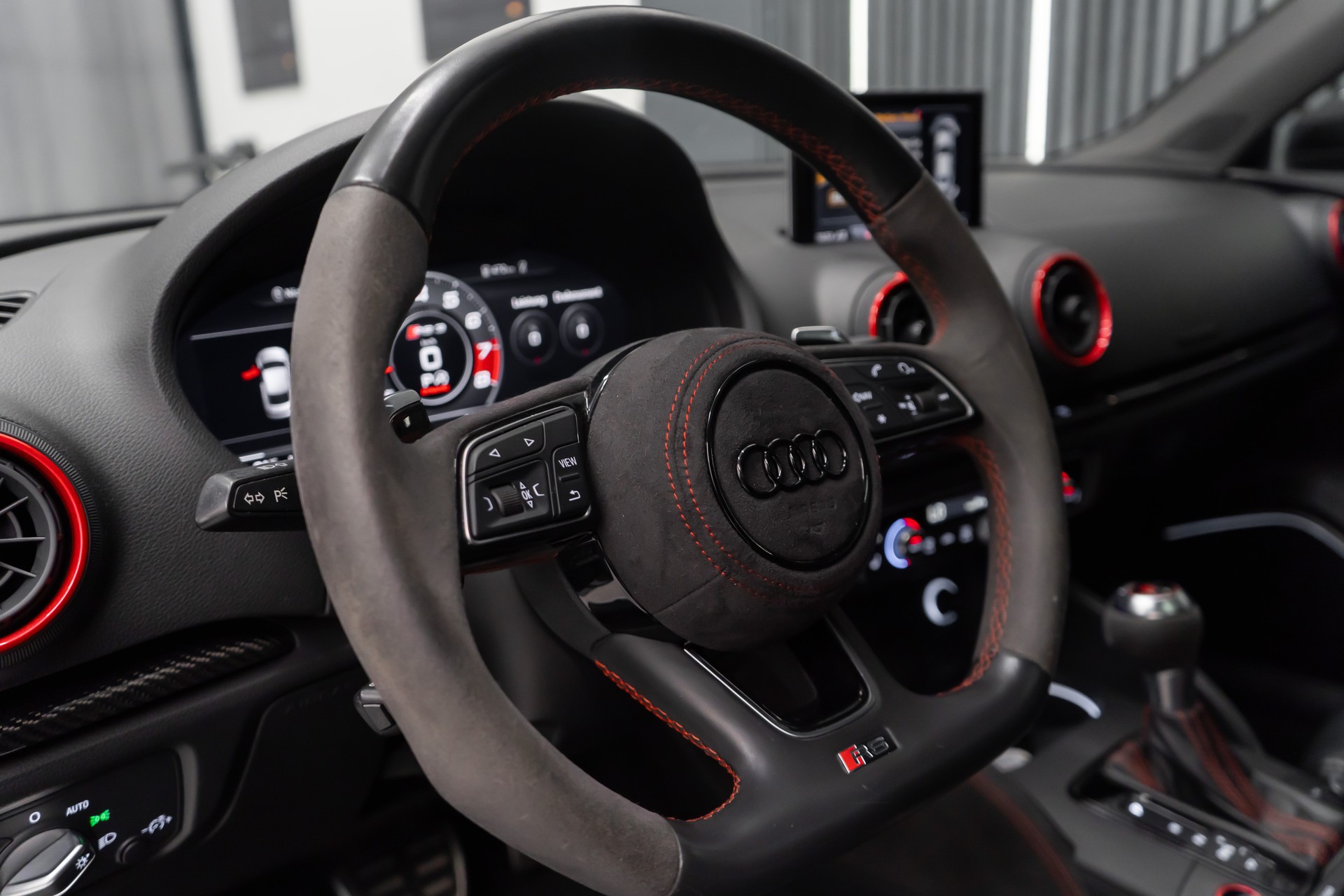 AUDI AUDI RS3 LIMOUSINE 2.5 TSI QUATTRO S-TRONIC / CH-FZ / APR-image-23