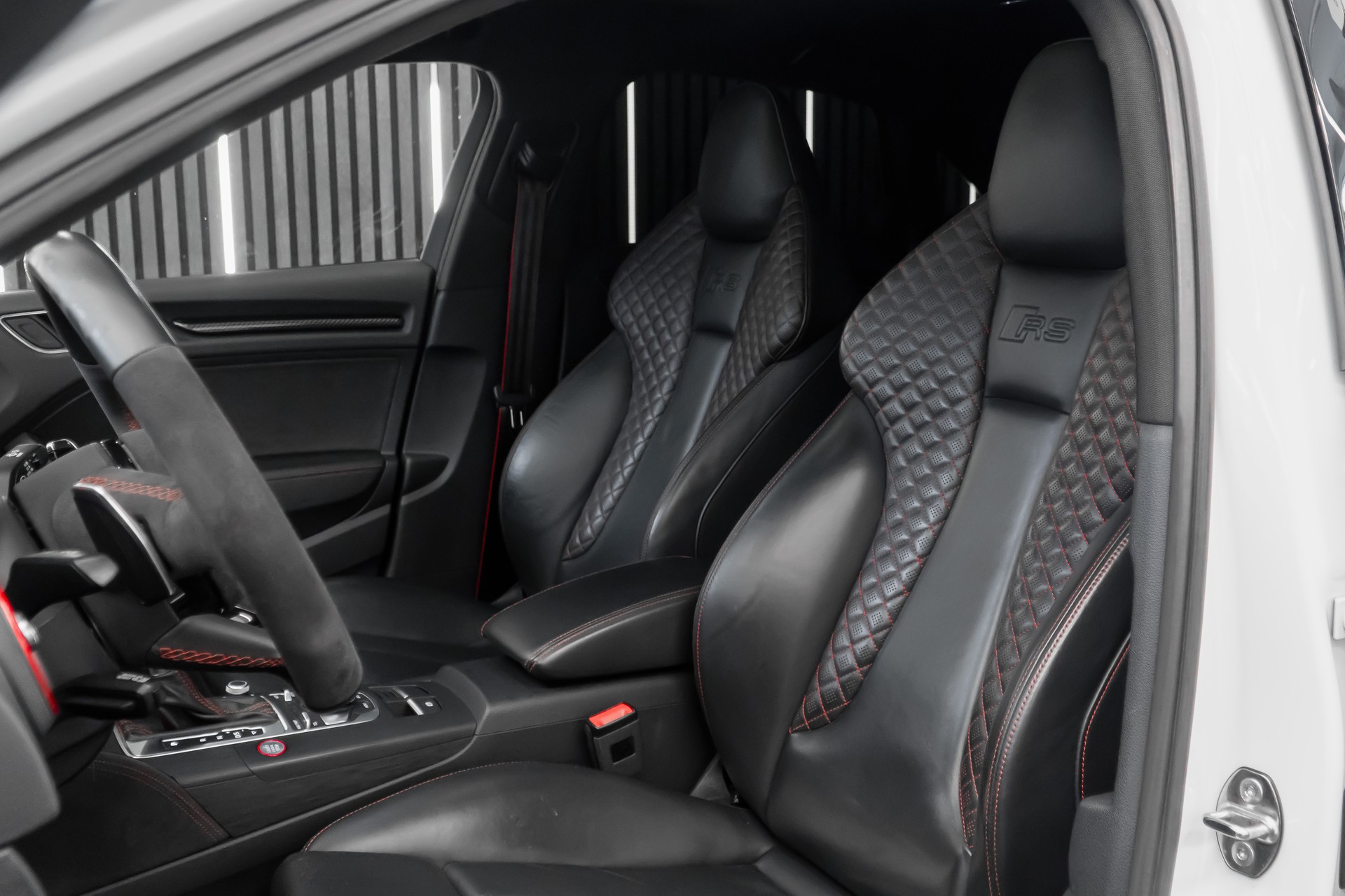 AUDI AUDI RS3 LIMOUSINE 2.5 TSI QUATTRO S-TRONIC / CH-FZ / APR-image-21