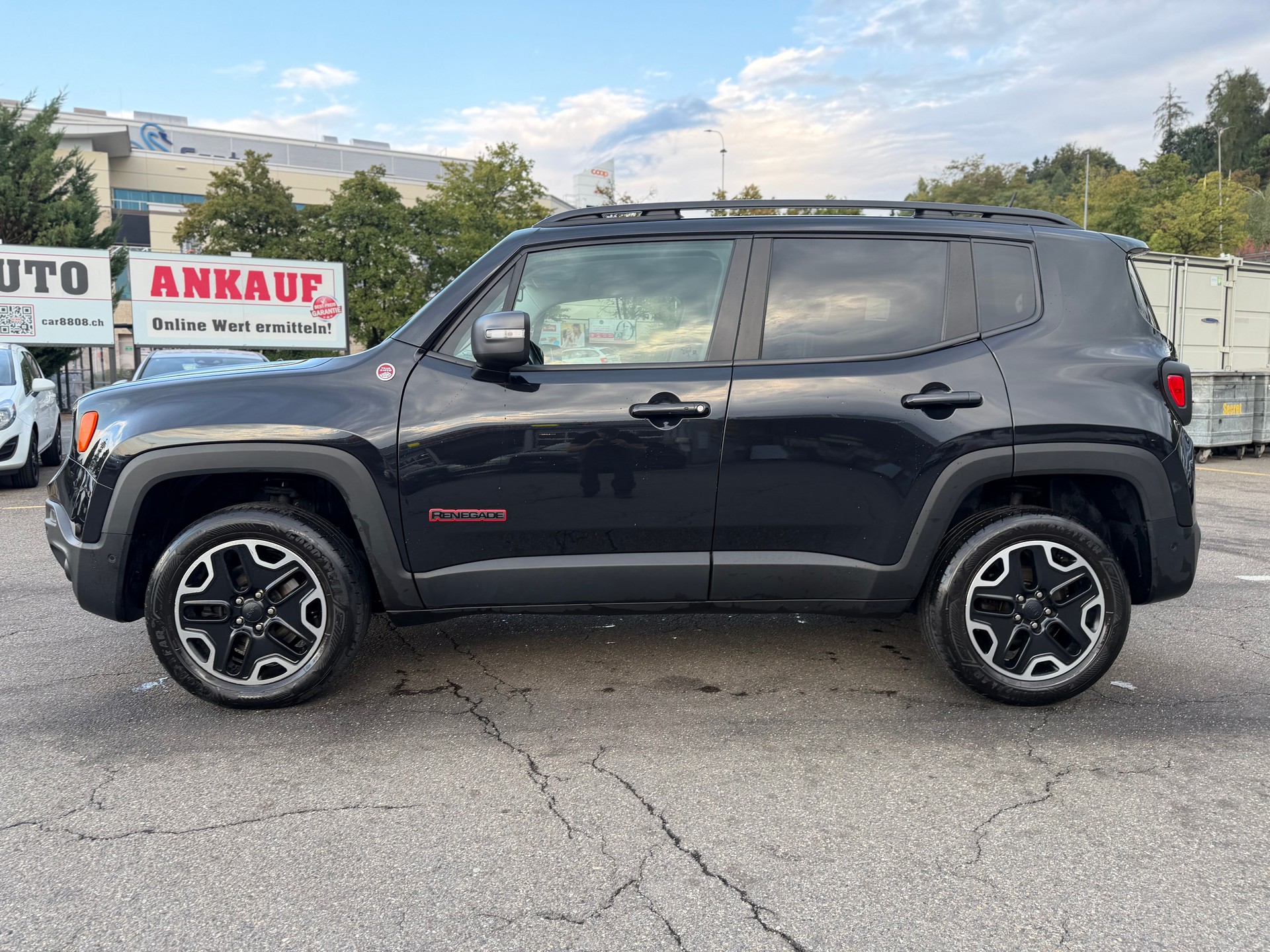 JEEP Renegade 2.0 CRD Trailhawk AWD + Low Range 9ATX-image-6