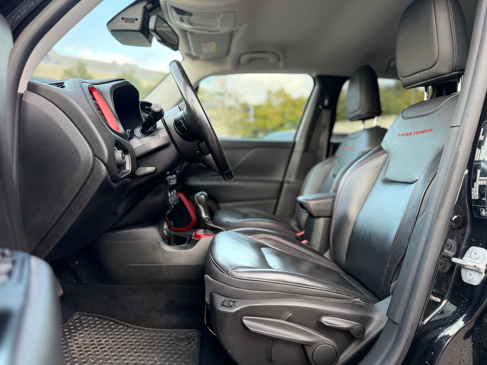 JEEP Renegade 2.0 CRD Trailhawk AWD + Low Range 9ATX-image-11