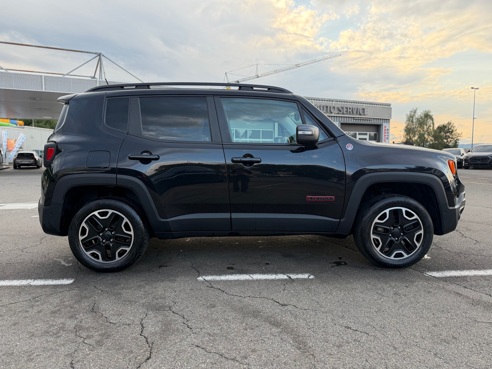 JEEP Renegade 2.0 CRD Trailhawk AWD + Low Range 9ATX-image-10