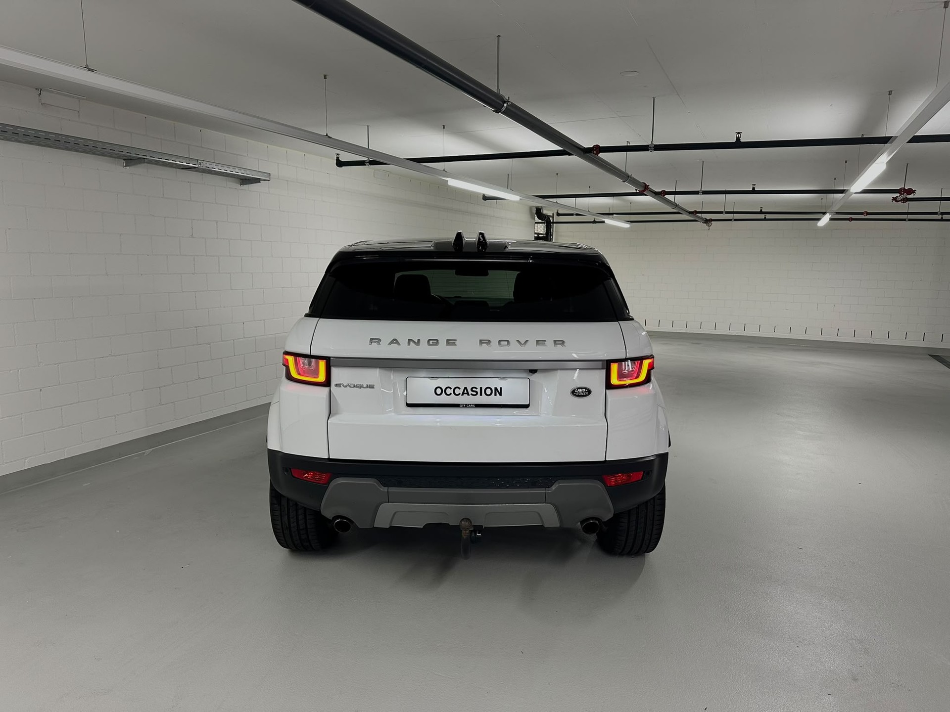 LAND ROVER Range Rover Evoque 2.0 Si4 SE Advantage AT9-image-2