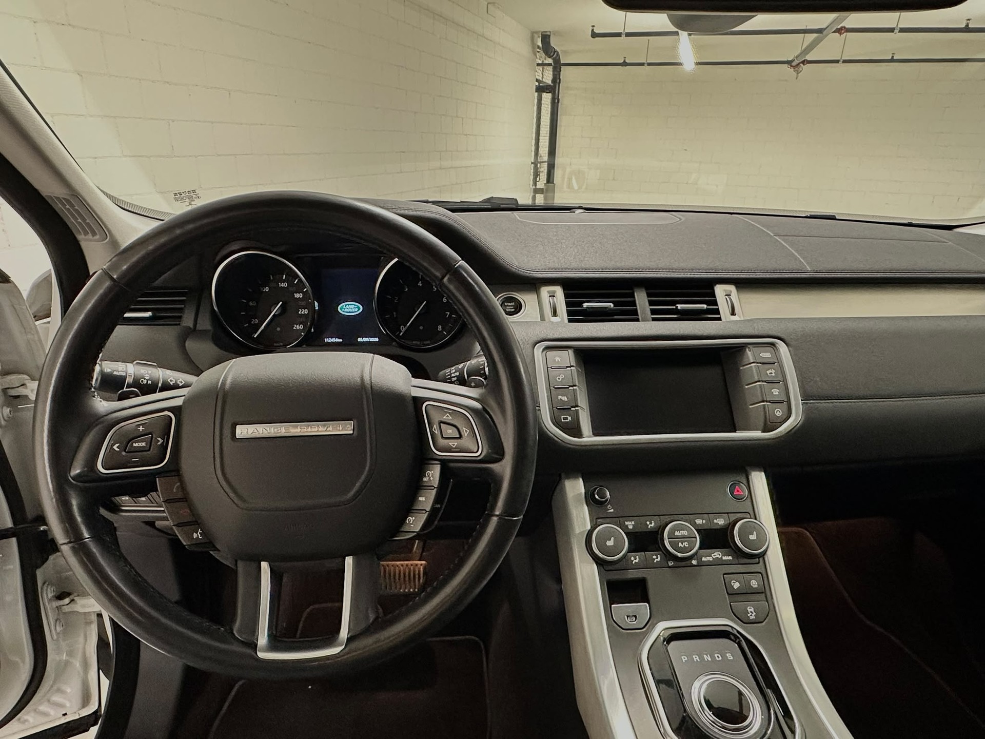 LAND ROVER Range Rover Evoque 2.0 Si4 SE Advantage AT9-image-13