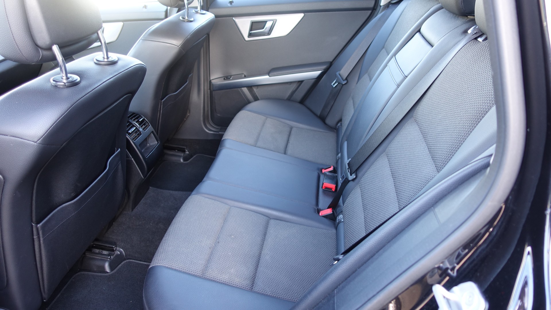 MERCEDES-BENZ GLK 220 CDI BlueEfficiency 4Matic 7G-Tronic-image-4