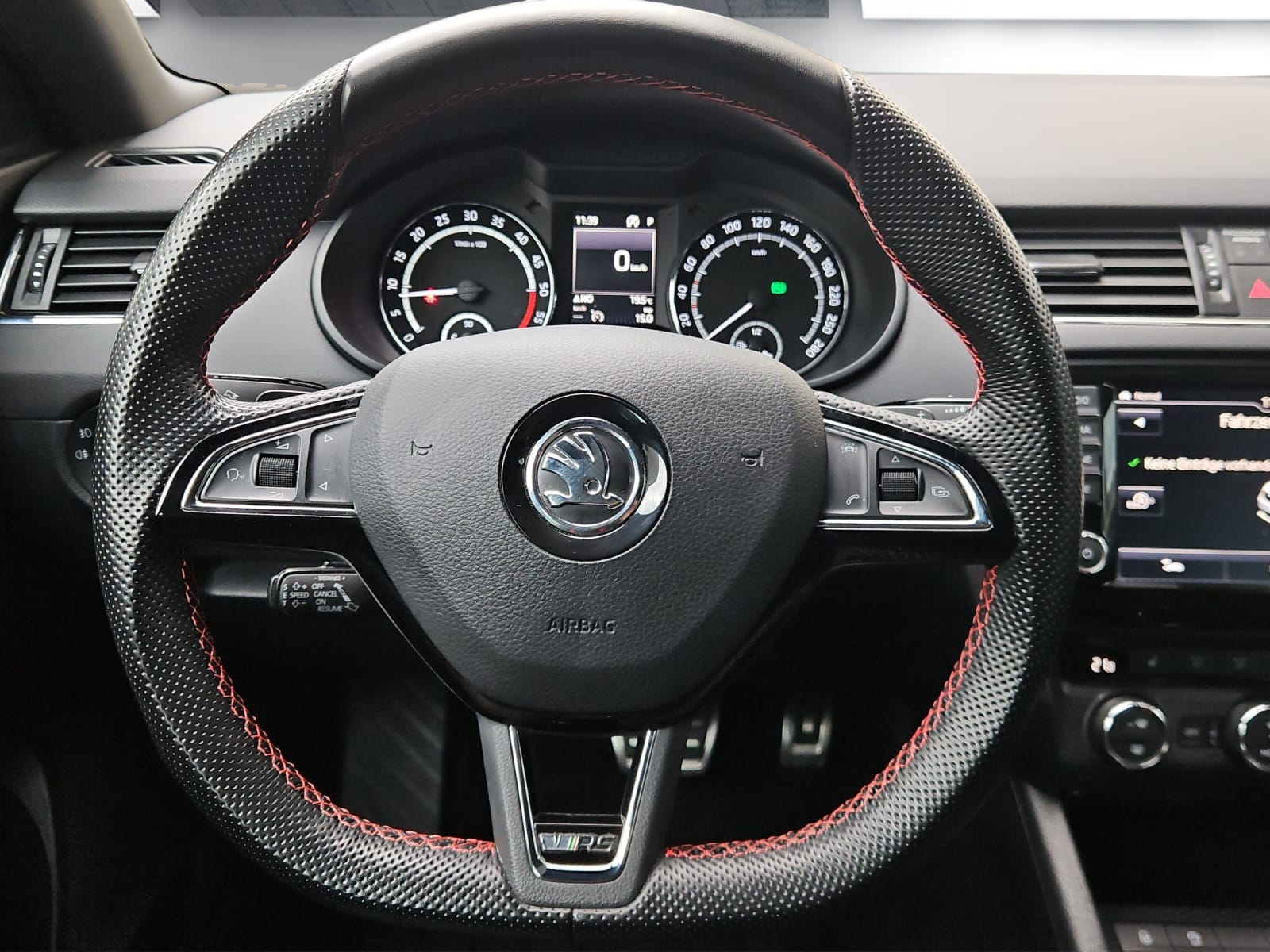 SKODA Skoda Octavia RS TDI 4x4-image-7