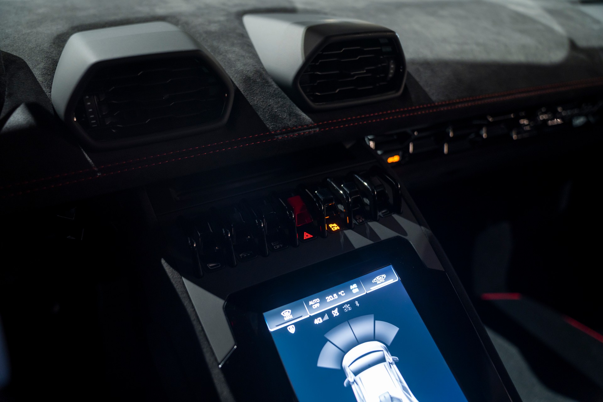 LAMBORGHINI Huracan Sterrato-image-19