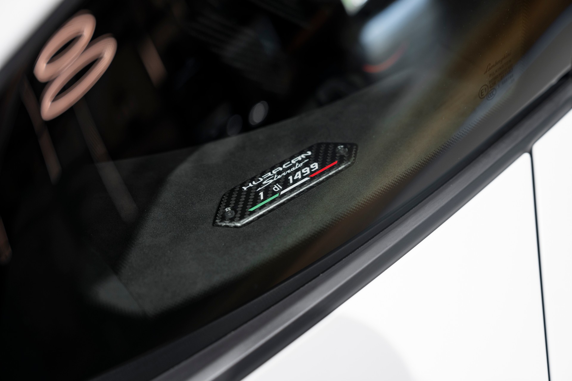 LAMBORGHINI Huracan Sterrato-image-10