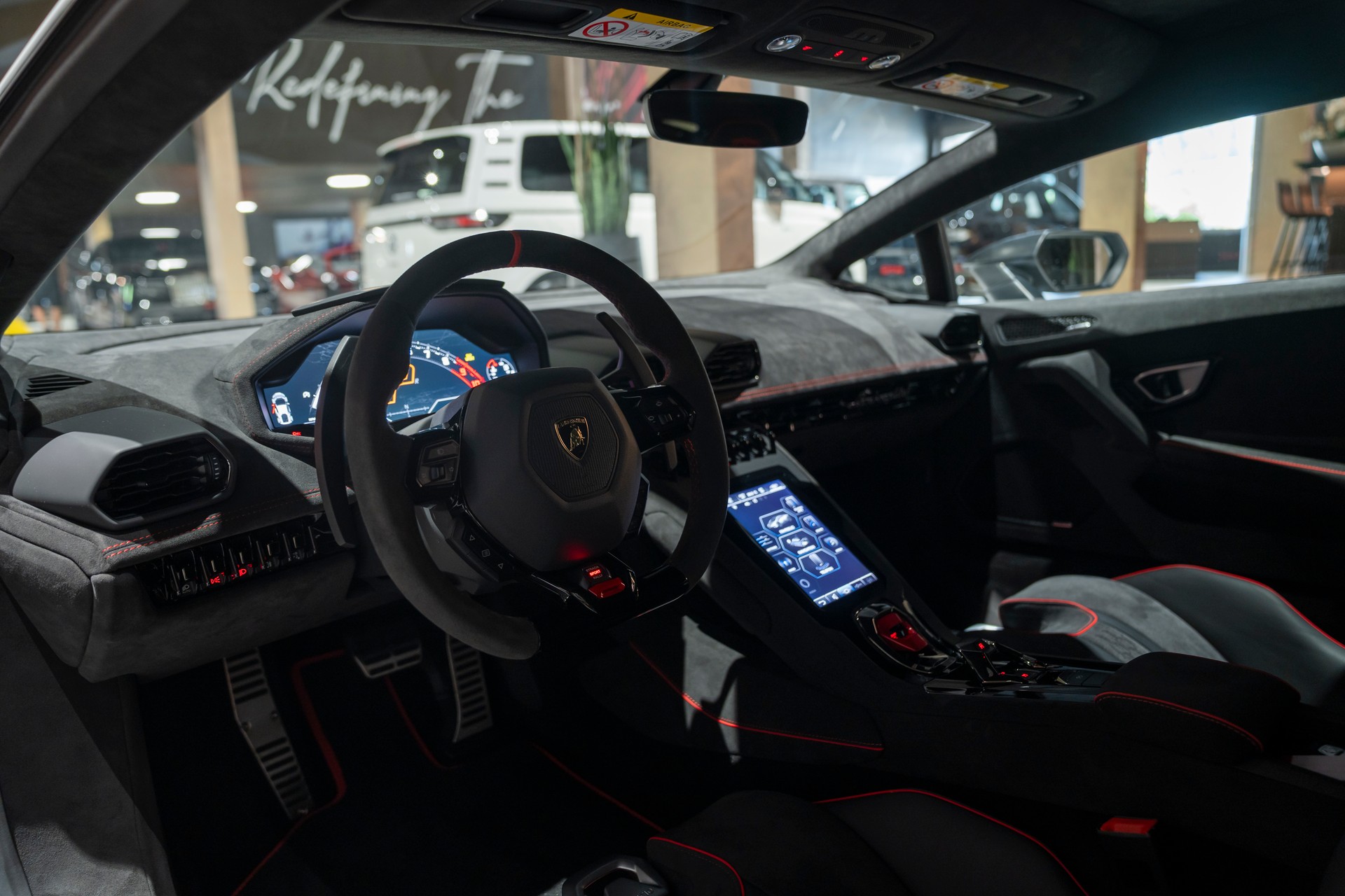 LAMBORGHINI Huracan Sterrato-image-11