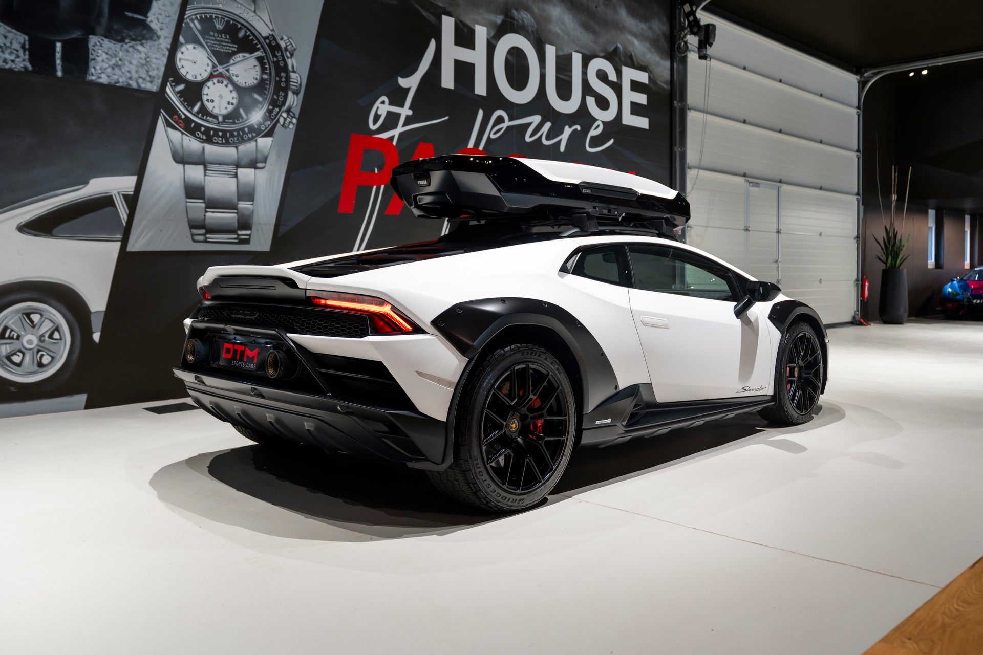 LAMBORGHINI Huracan Sterrato-image-3