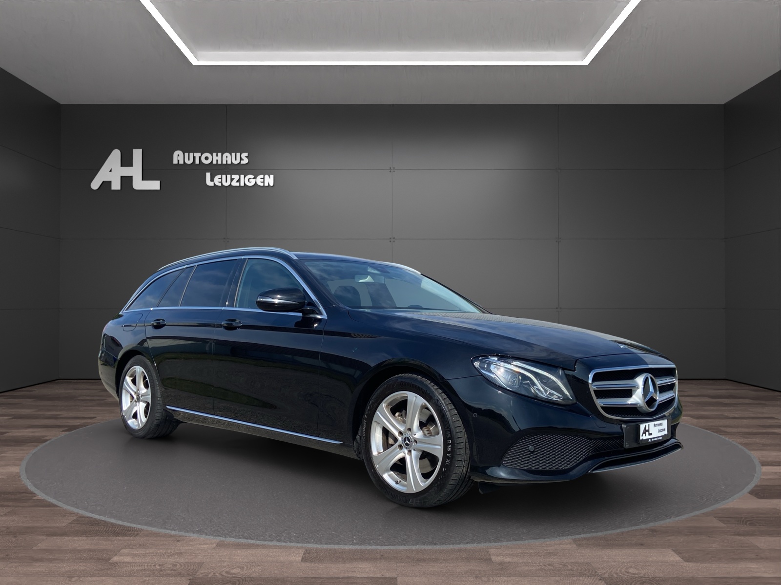 MERCEDES-BENZ E 250 Avantgarde 9G-Tronic-image-6