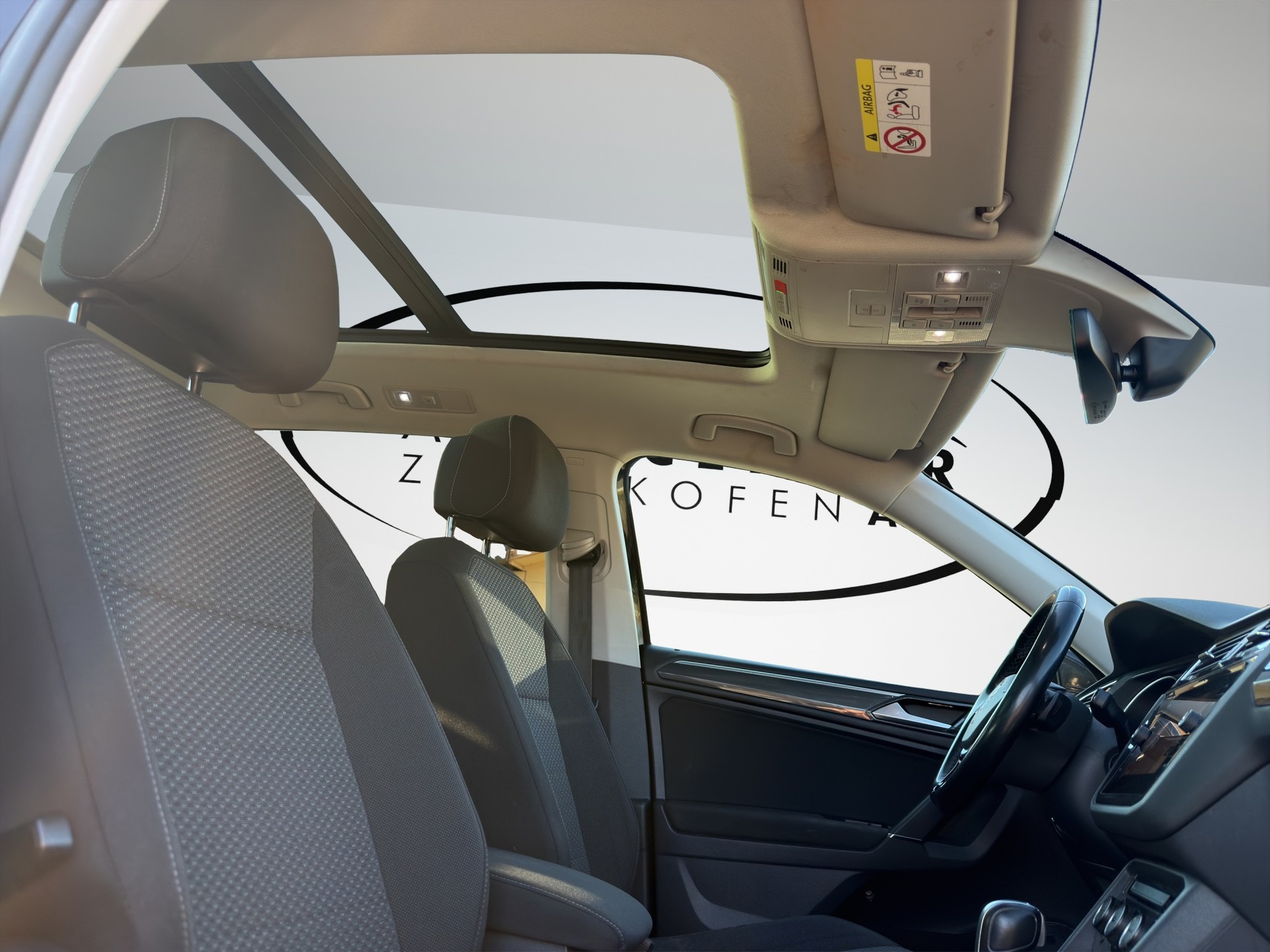 VW Tiguan Allspace 2.0 TDI SCR Highline 4Motion DSG-image-9