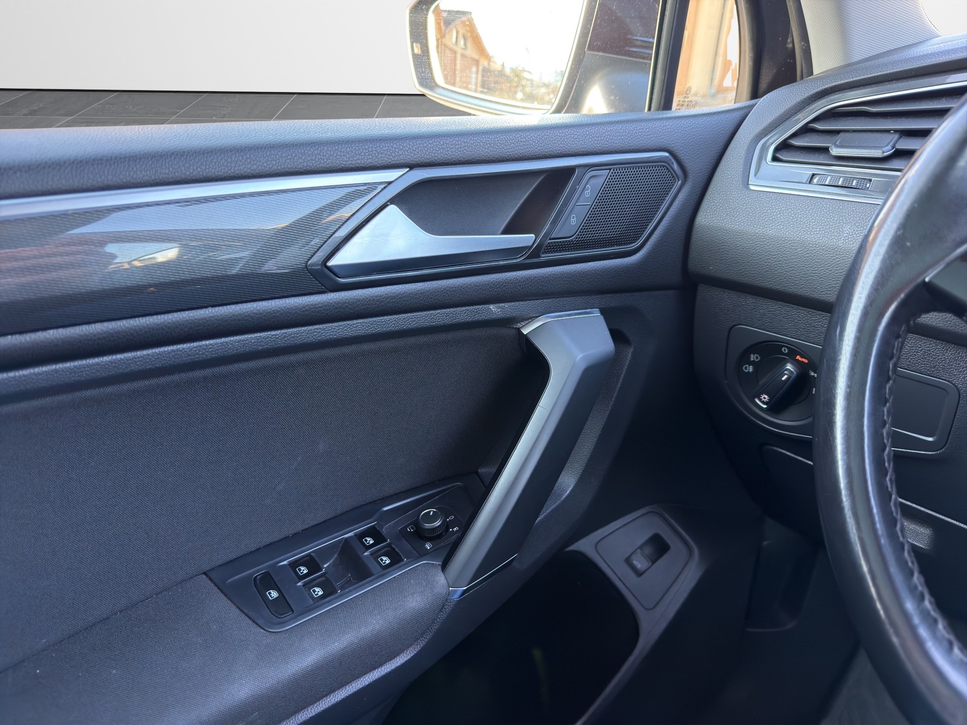 VW Tiguan Allspace 2.0 TDI SCR Highline 4Motion DSG-image-14