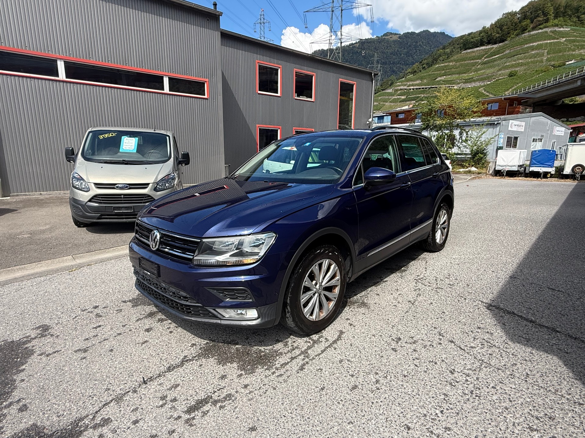 VW Tiguan 2.0 TDI SCR Comfortline 4Motion DSG-image-0