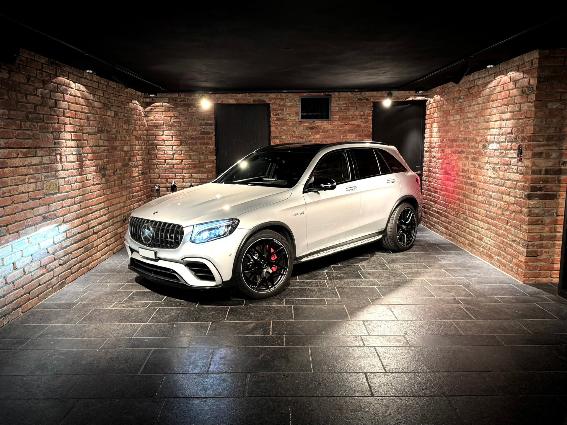 MERCEDES-BENZ GLC 63 S AMG 4m+-image-0