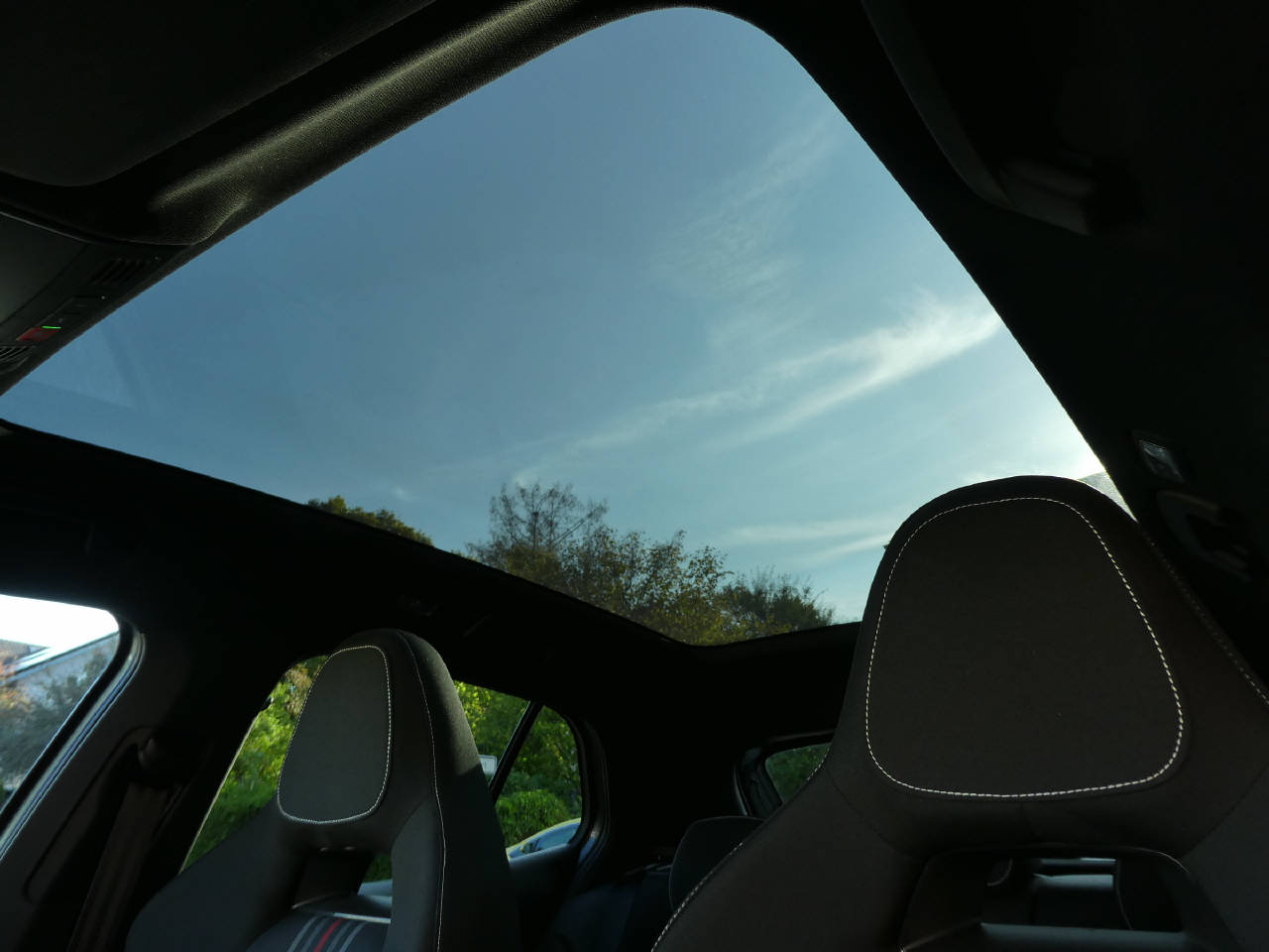 SKODA Fabia 1.0 TSI Monte Carlo DSG-image-14