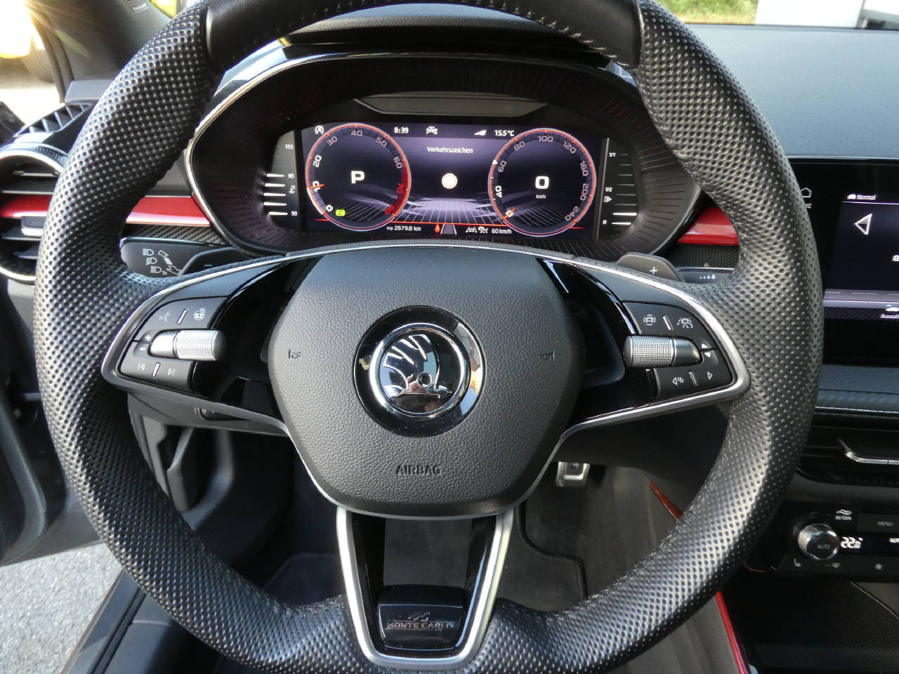 SKODA Fabia 1.0 TSI Monte Carlo DSG-image-11