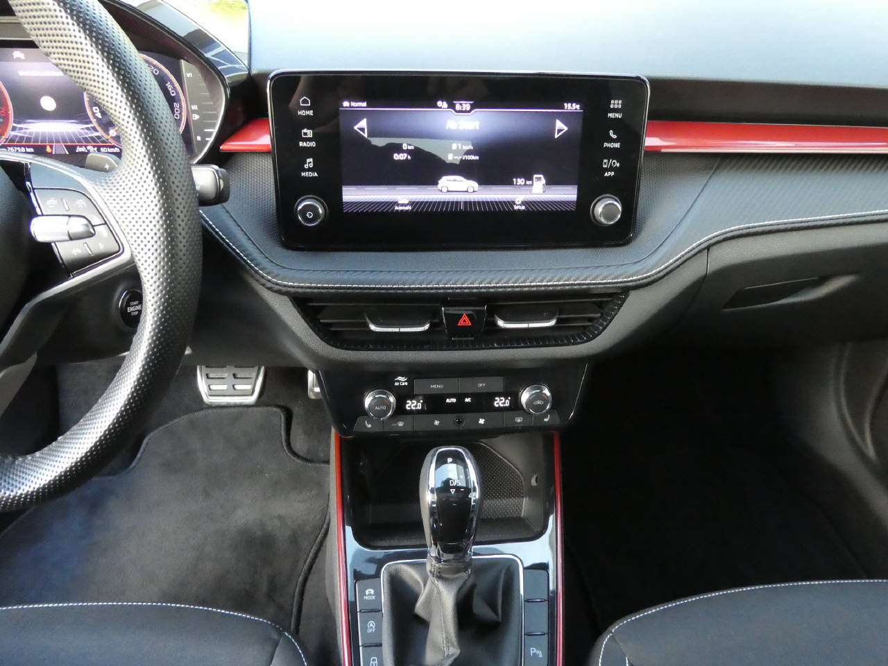 SKODA Fabia 1.0 TSI Monte Carlo DSG-image-12