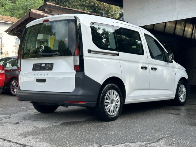 VW Caddy 2.0 TDI-image-1