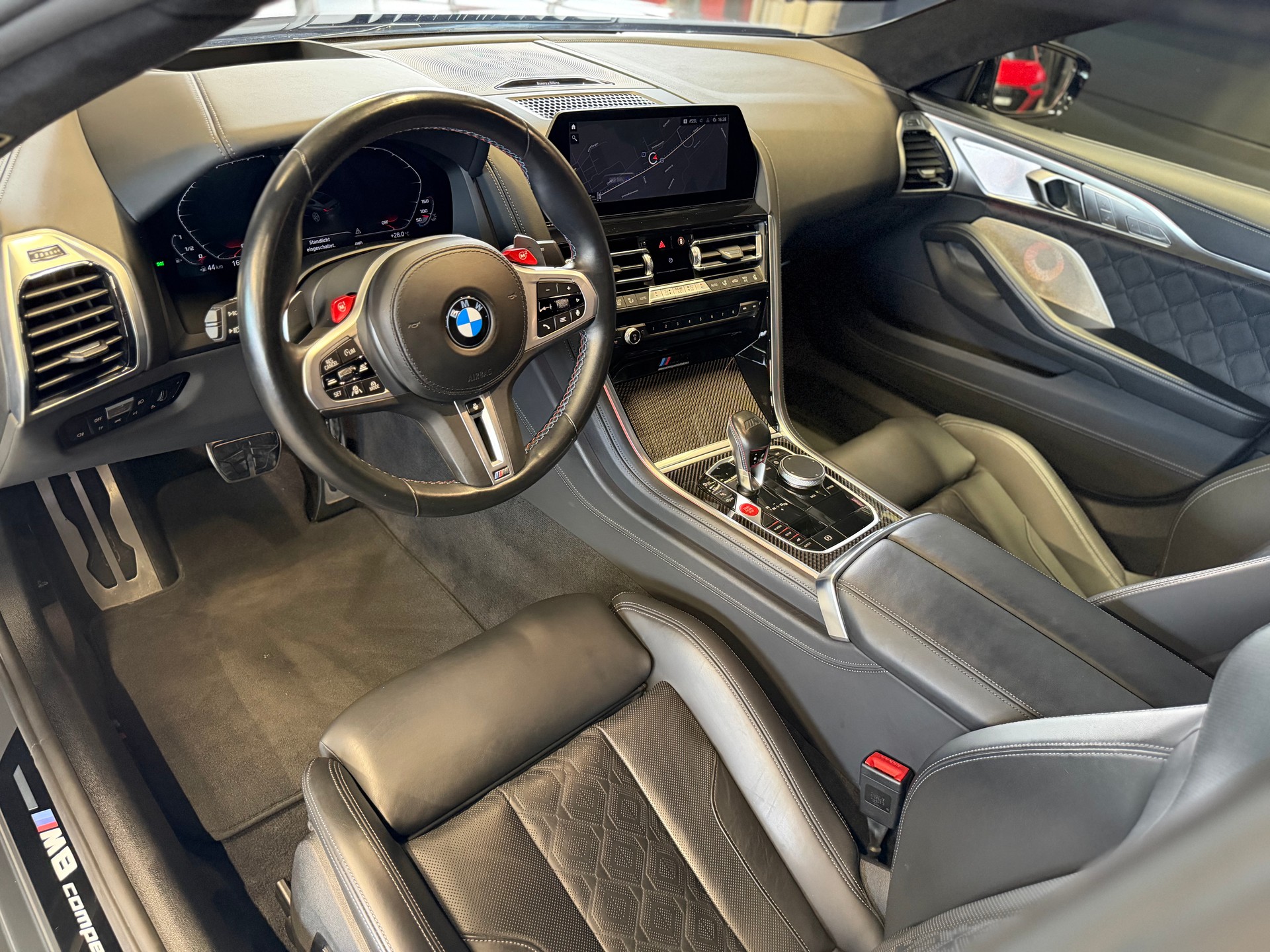BMW M8 xDrive M Competition Steptronic*DRAVITGRAU*-image-13