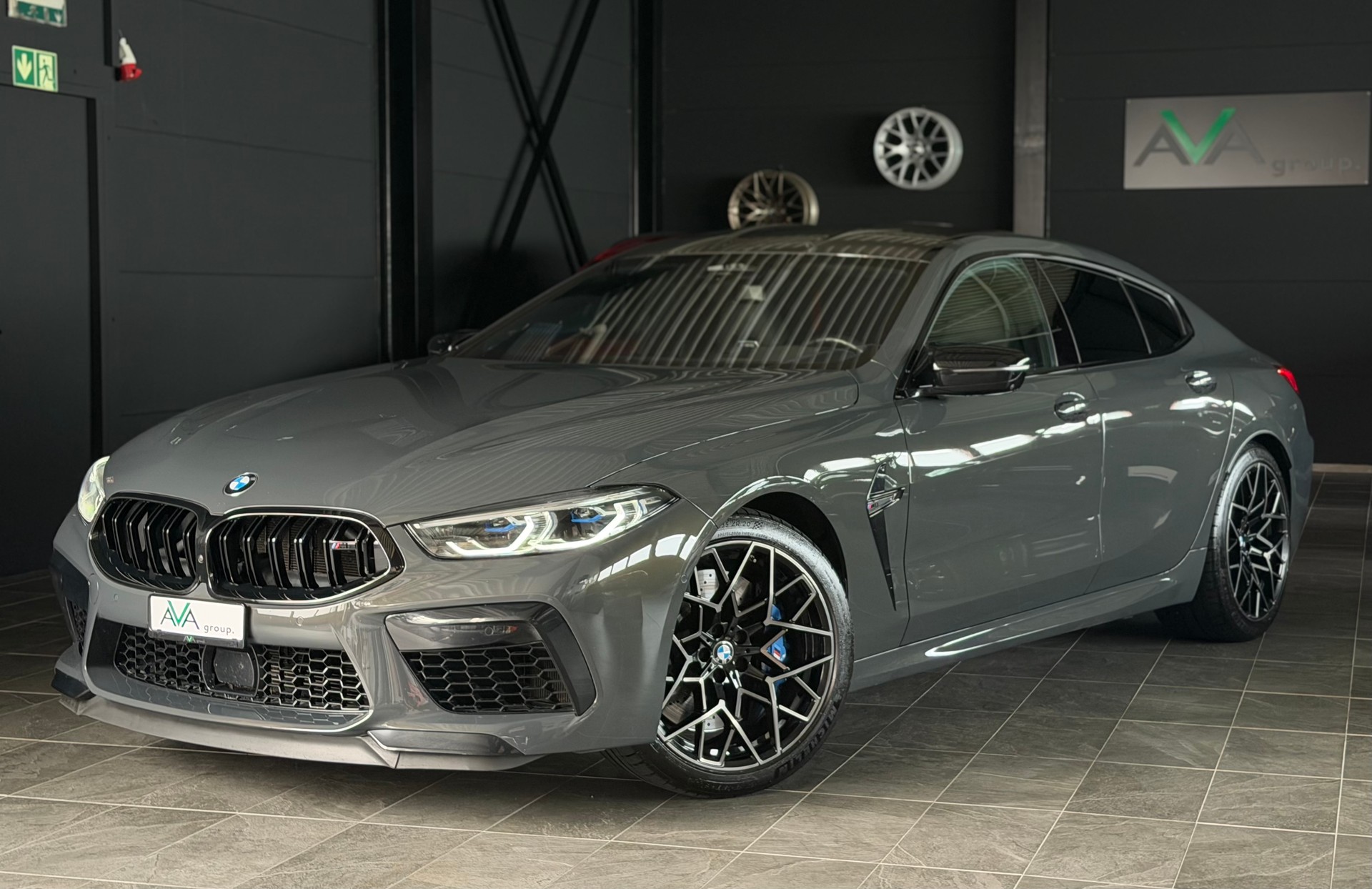 BMW M8 xDrive M Competition Steptronic*DRAVITGRAU*-image-2