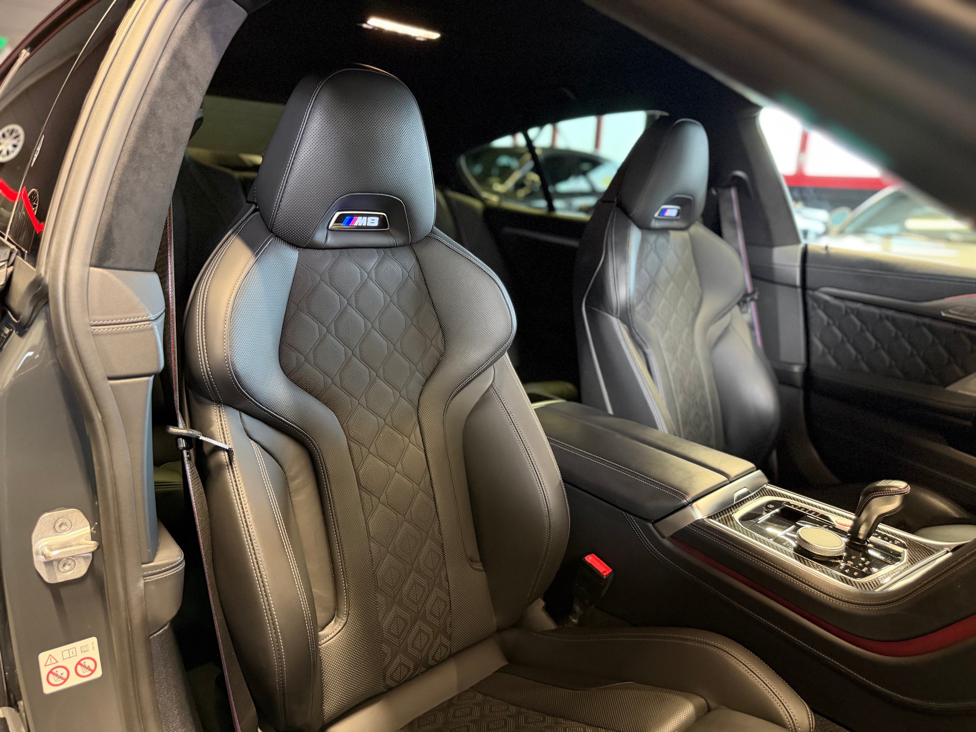 BMW M8 xDrive M Competition Steptronic*DRAVITGRAU*-image-11