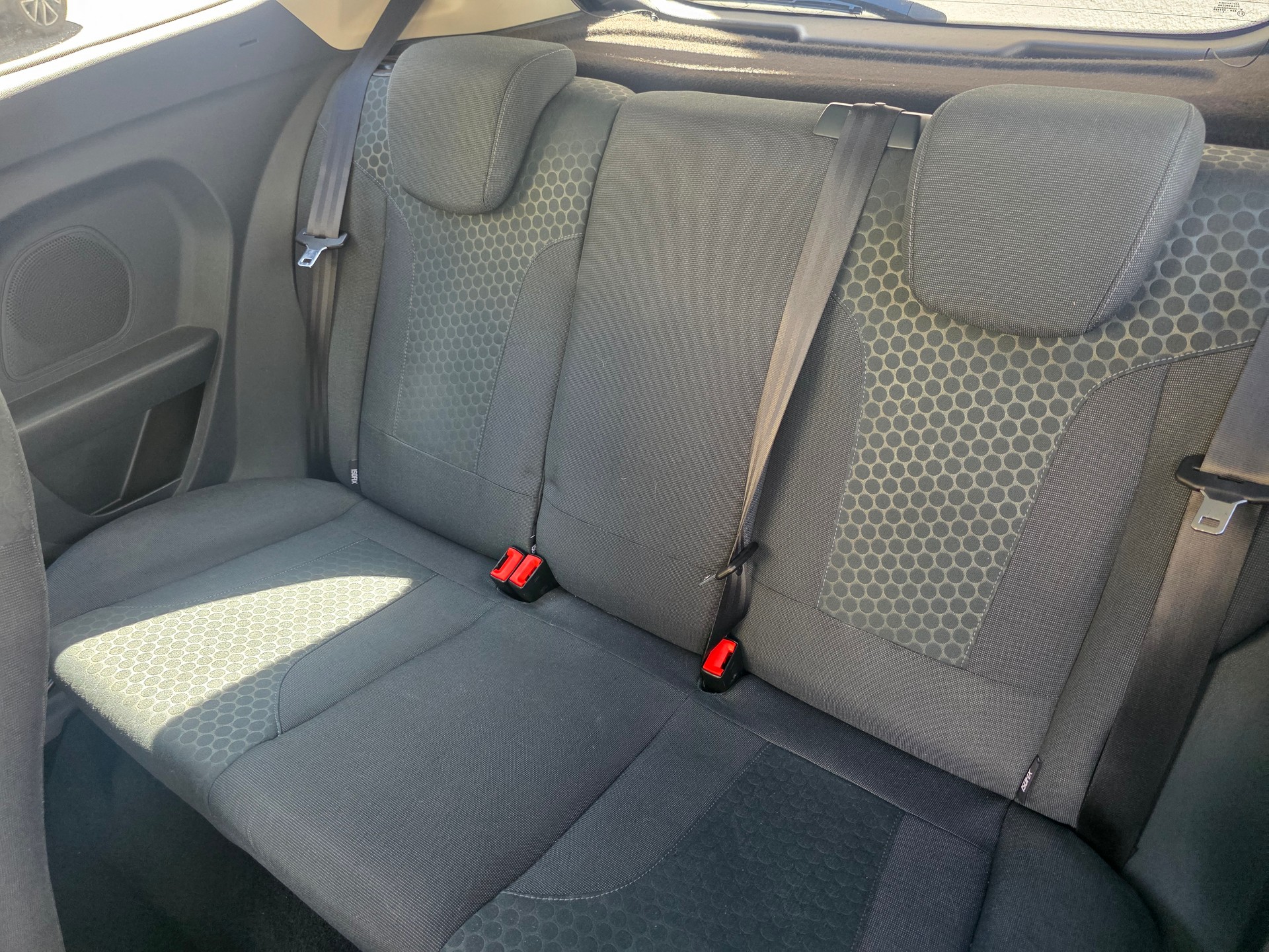 FORD Fiesta 1.6 16V Sport-image-10