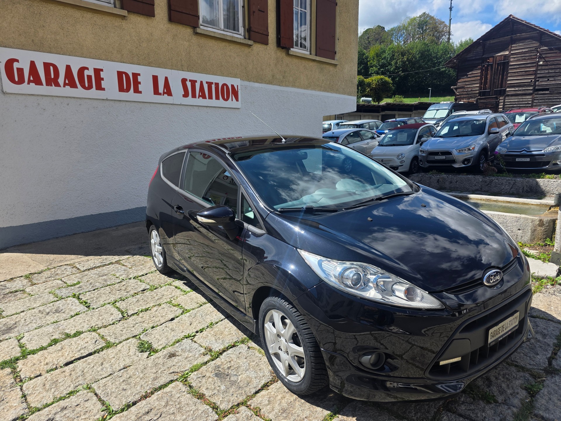 FORD Fiesta 1.6 16V Sport-image-2