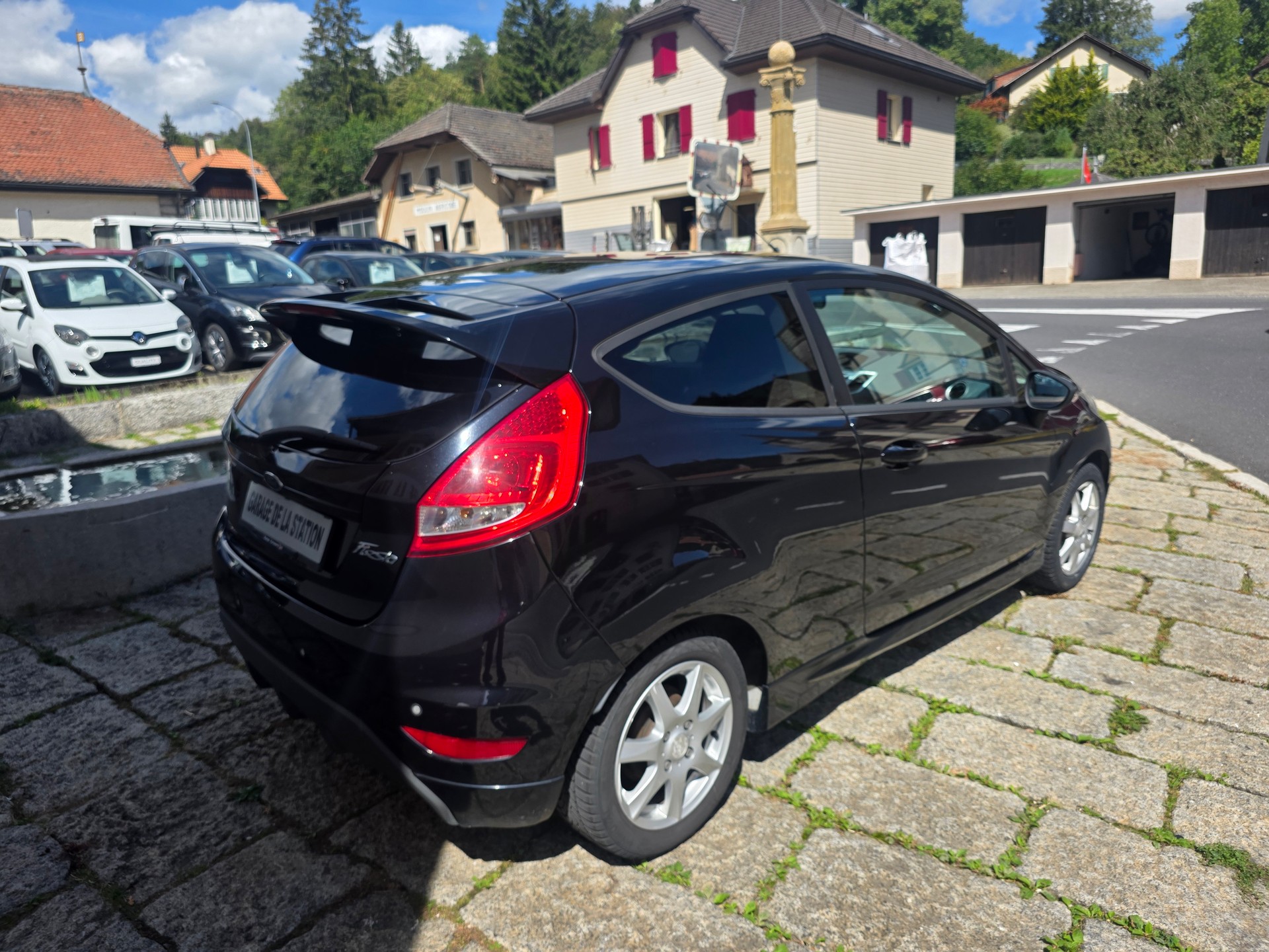 FORD Fiesta 1.6 16V Sport-image-3