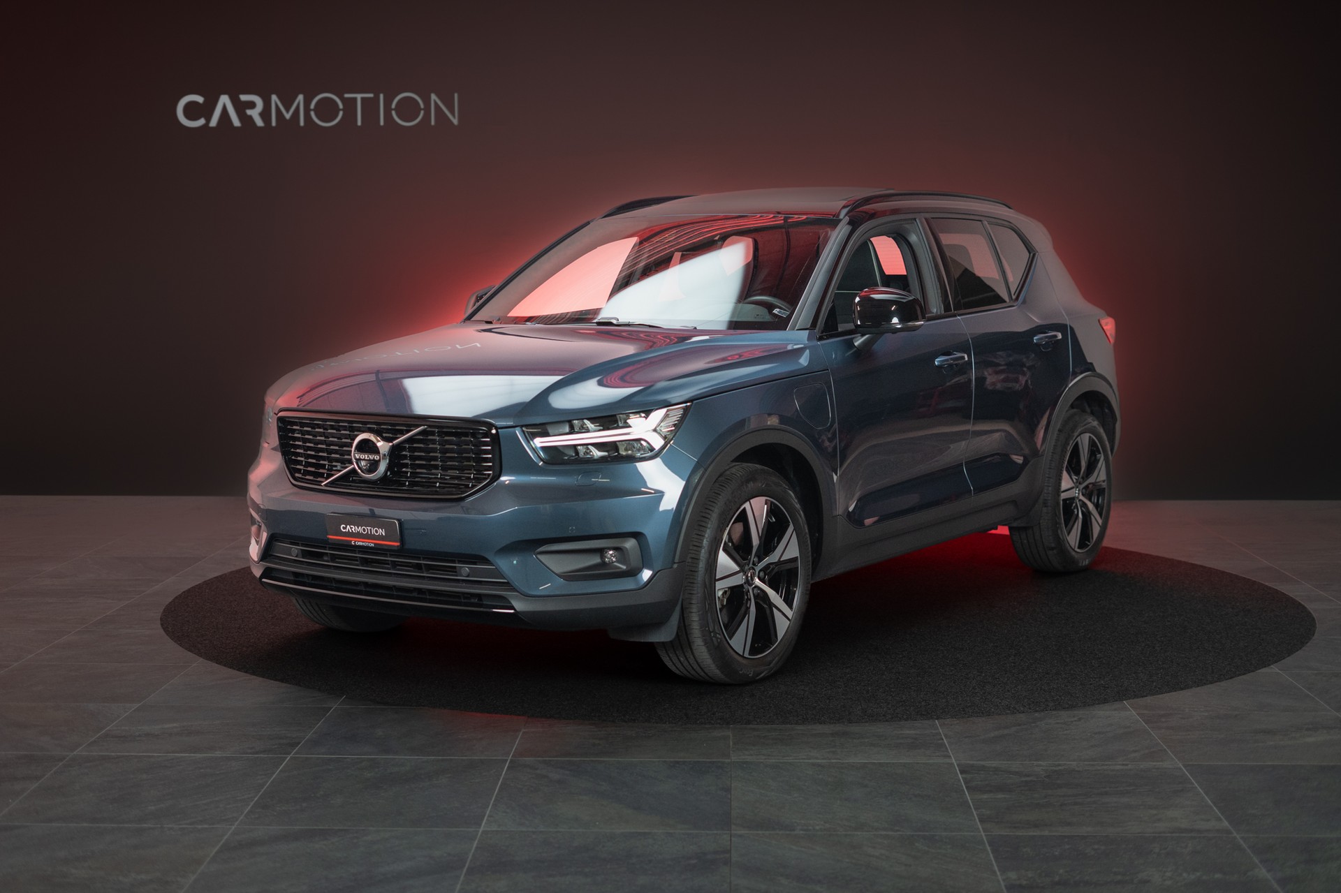 VOLVO XC40 1.5 T5 PiH R-Design / CH-Fahrzeug / Panorama / 360°Kamera /-image-0