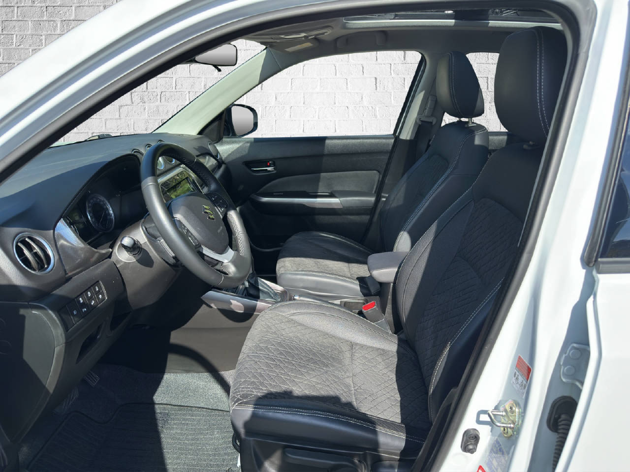 SUZUKI Vitara 1.4 T Compact Top Hybrid 4x4-image-7