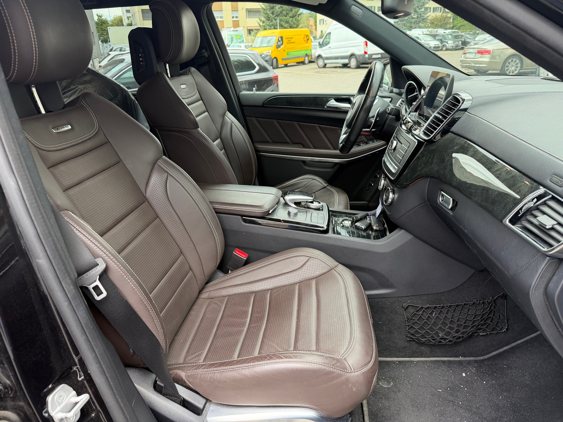 MERCEDES-BENZ GLS 63 AMG 4Matic Speedshift Plus 7G-Tronic-image-6