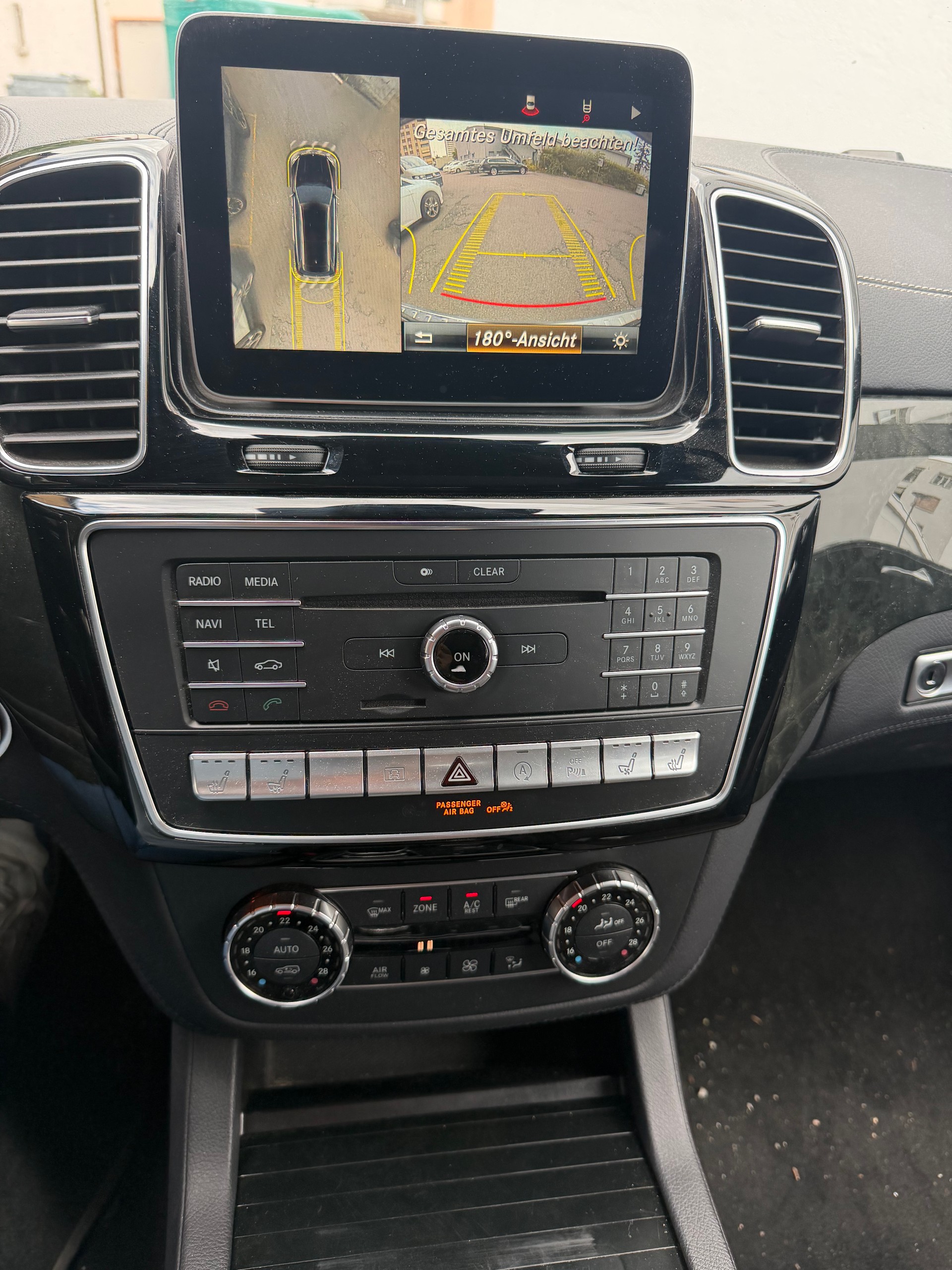 MERCEDES-BENZ GLS 63 AMG 4Matic Speedshift Plus 7G-Tronic-image-13