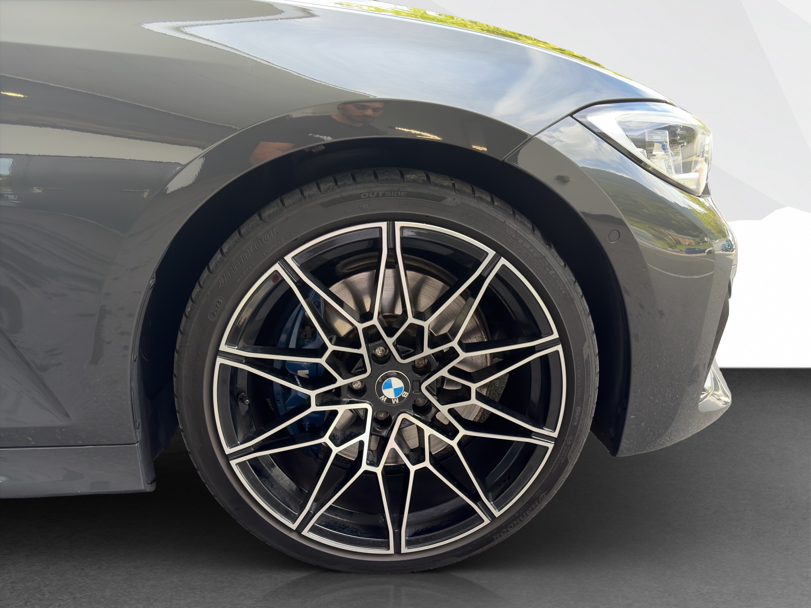 BMW M340d xDrive 48V Touring Steptronic Sport-image-24
