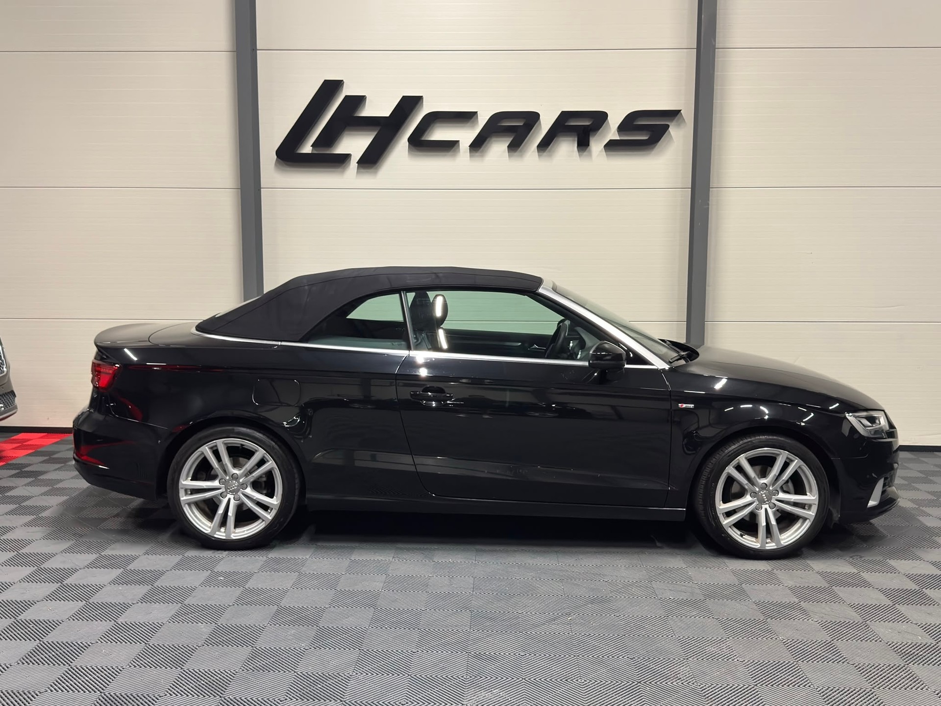 AUDI A3 Cabriolet 1.5 T FSI Sport S-Tronic-image-3