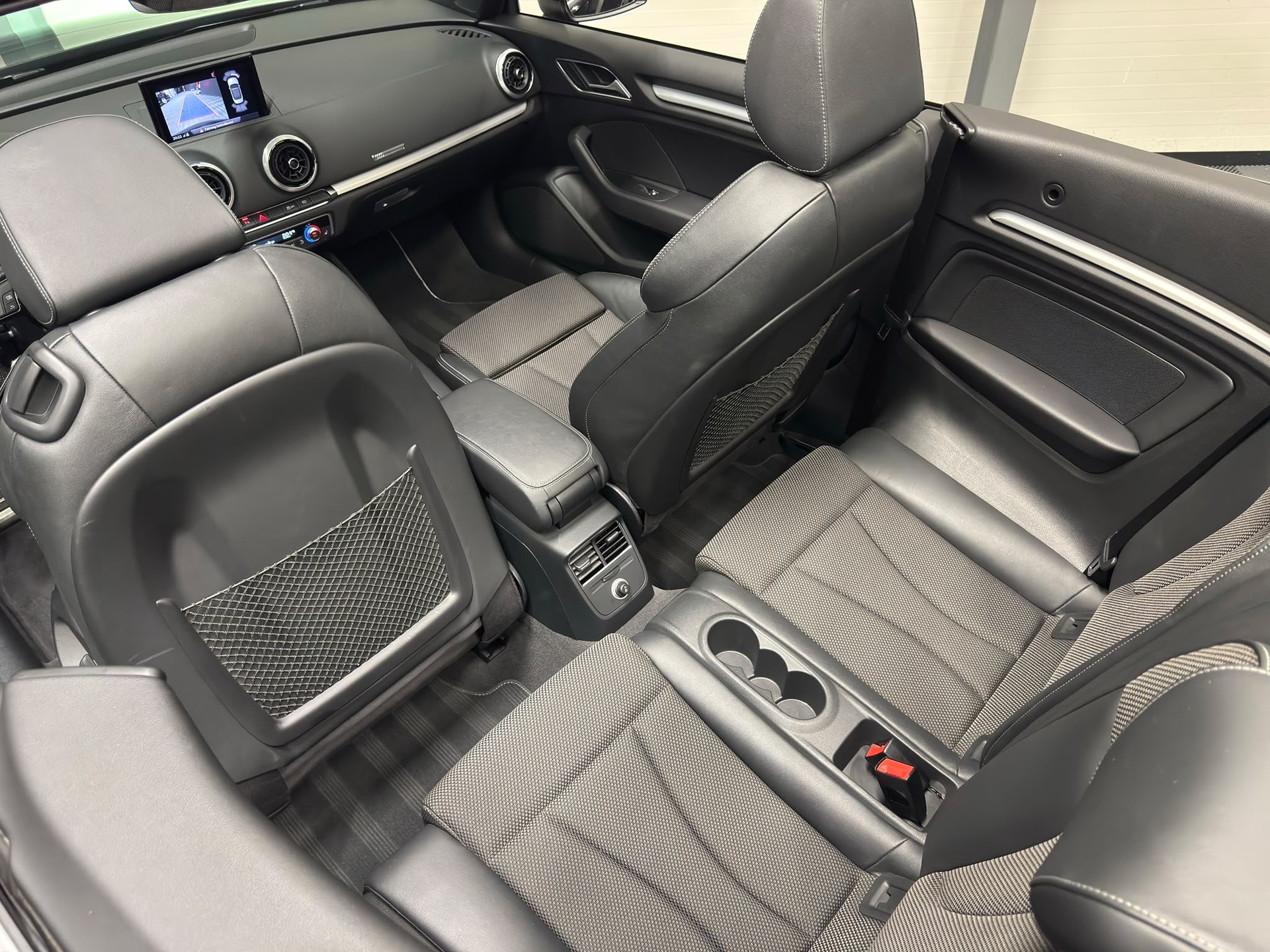 AUDI A3 Cabriolet 1.5 T FSI Sport S-Tronic-image-13
