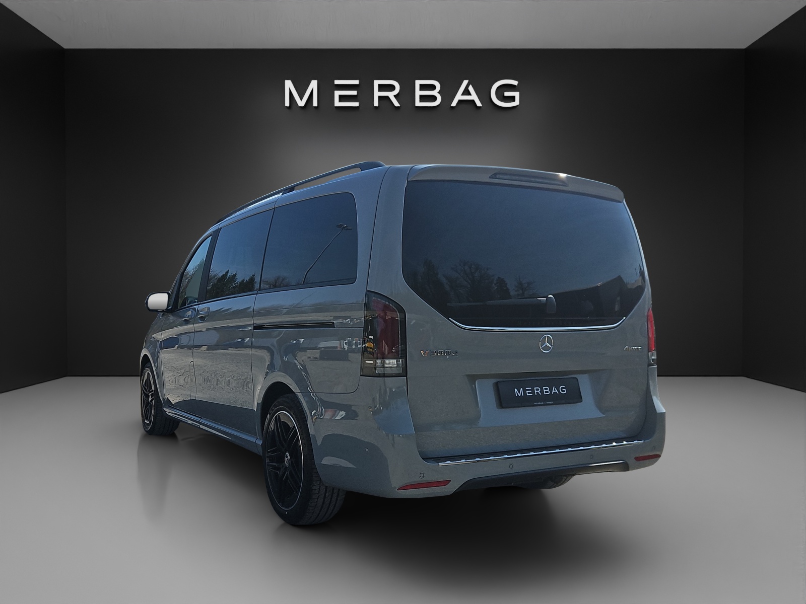 MERCEDES-BENZ V 300 d lang 4Matic Exclusive Swiss Edition 9G-Tronic-image-3