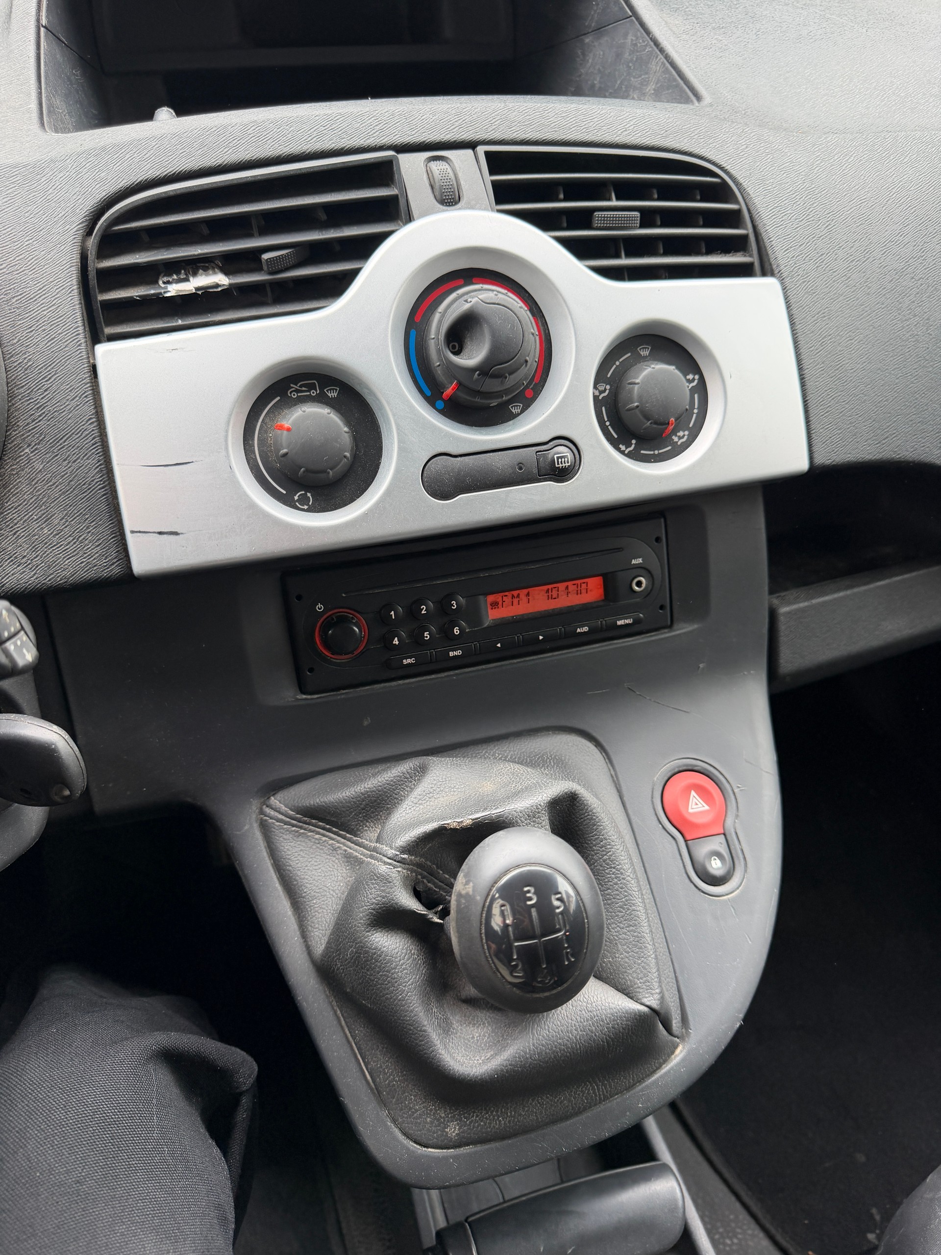 RENAULT Kangoo 1.6 105-image-7