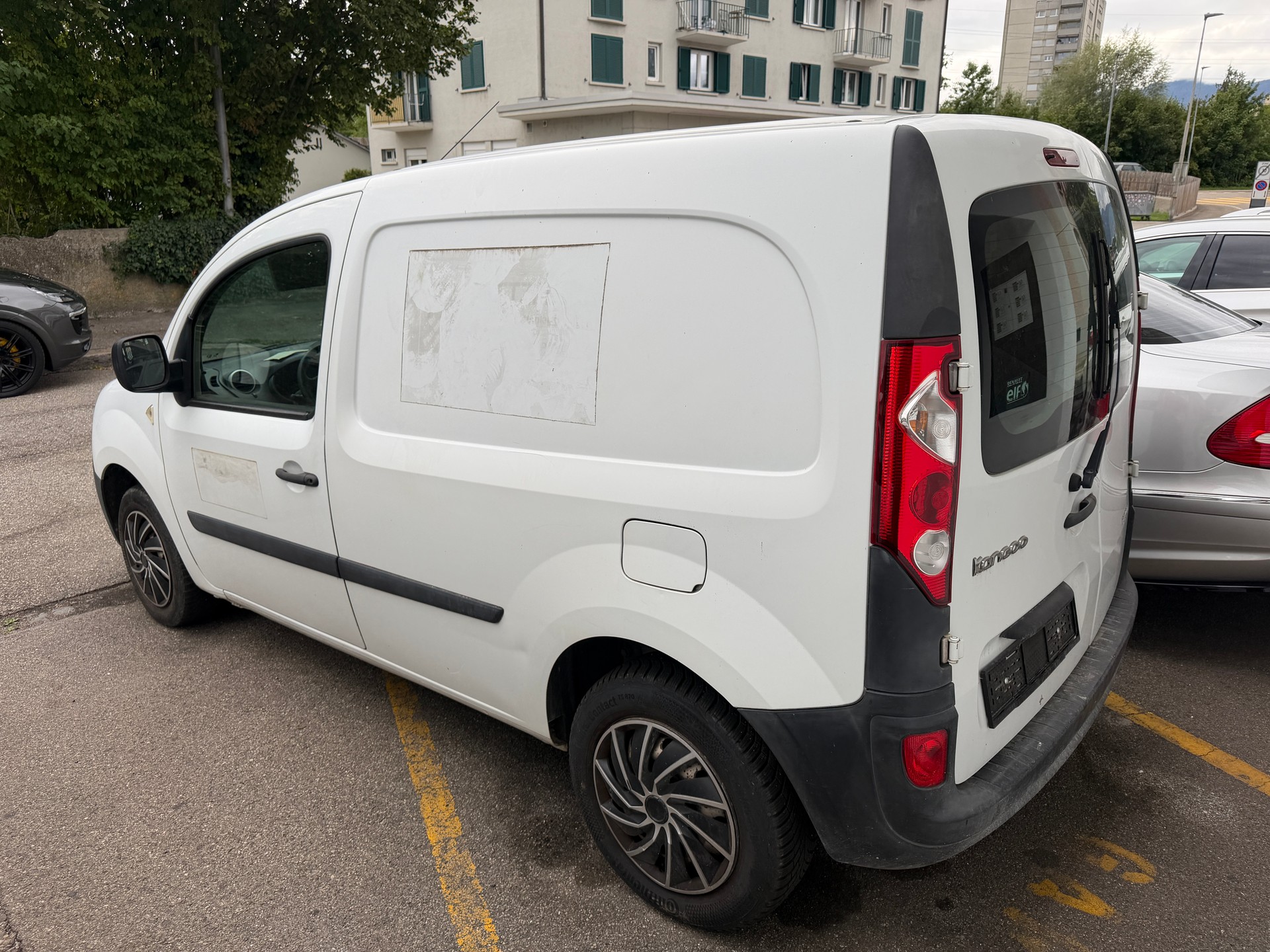 RENAULT Kangoo 1.6 105-image-1