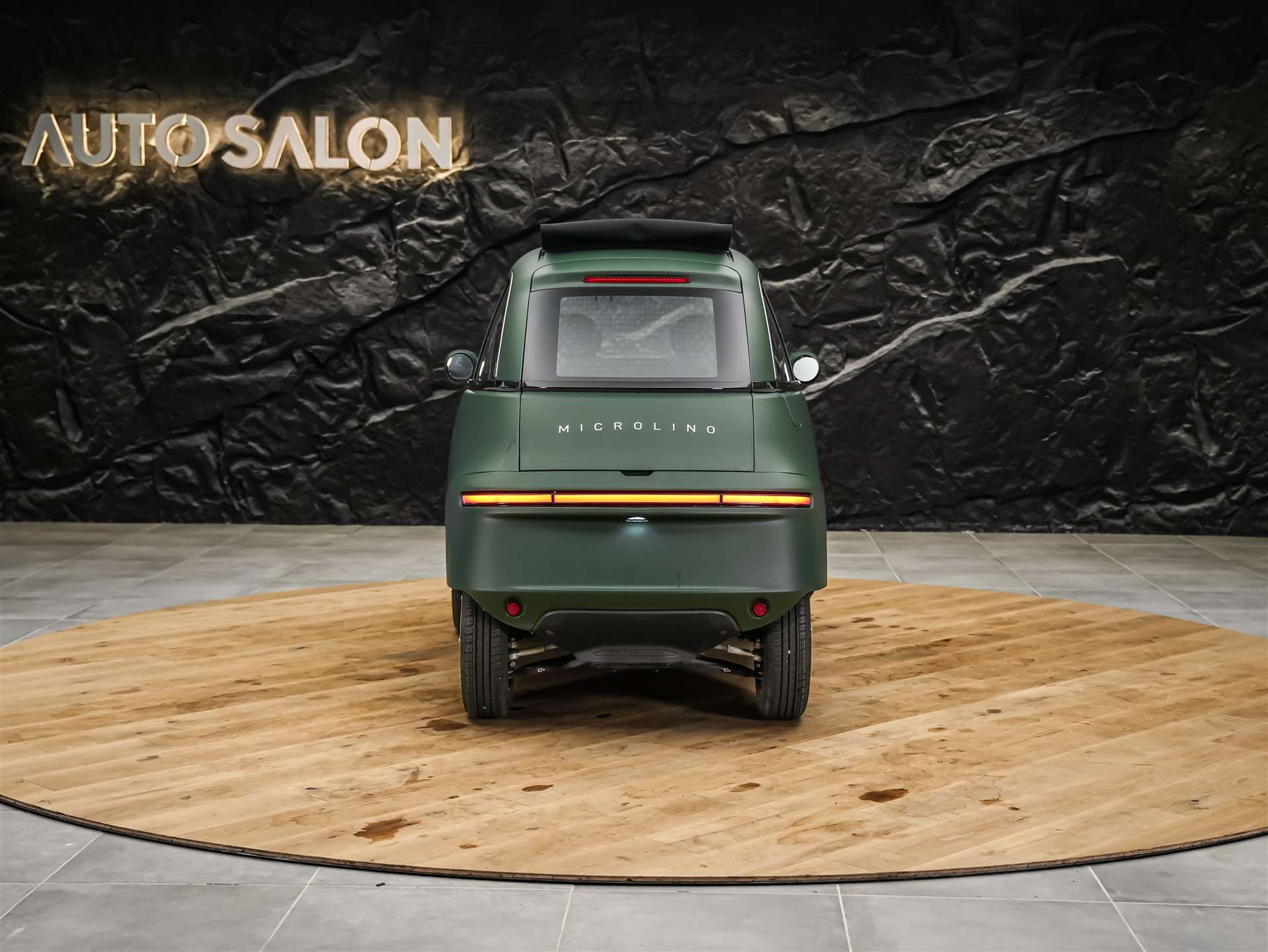 MICRO Microlino Competizione 10.5 kWh Medium Range *SOFORT Verfügbar*Werksgarantie*London Grün Matt*-image-3