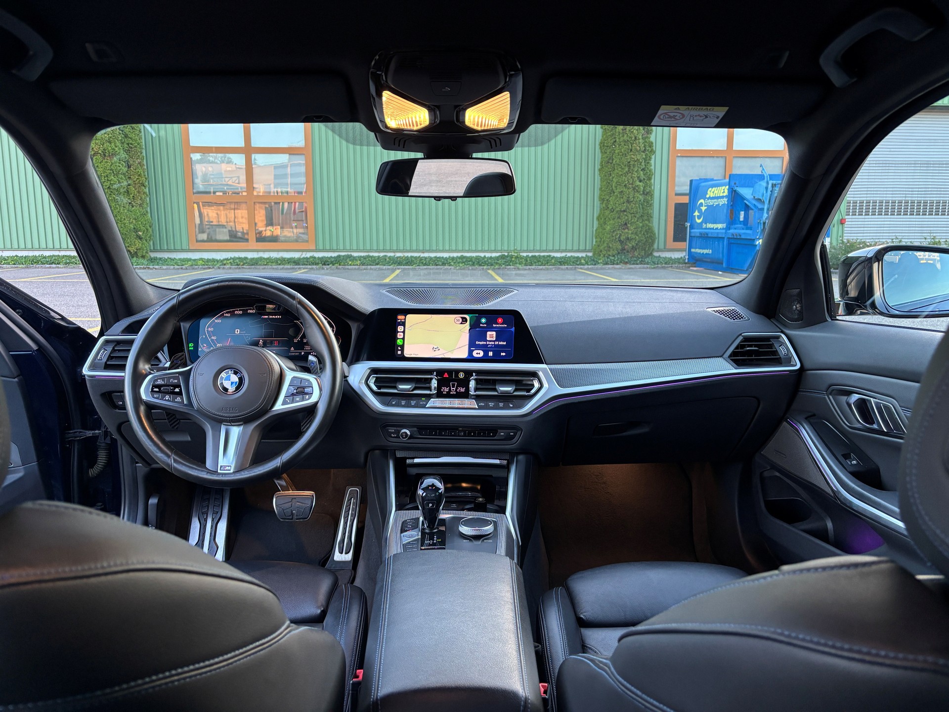 BMW M340i xDrive-image-5