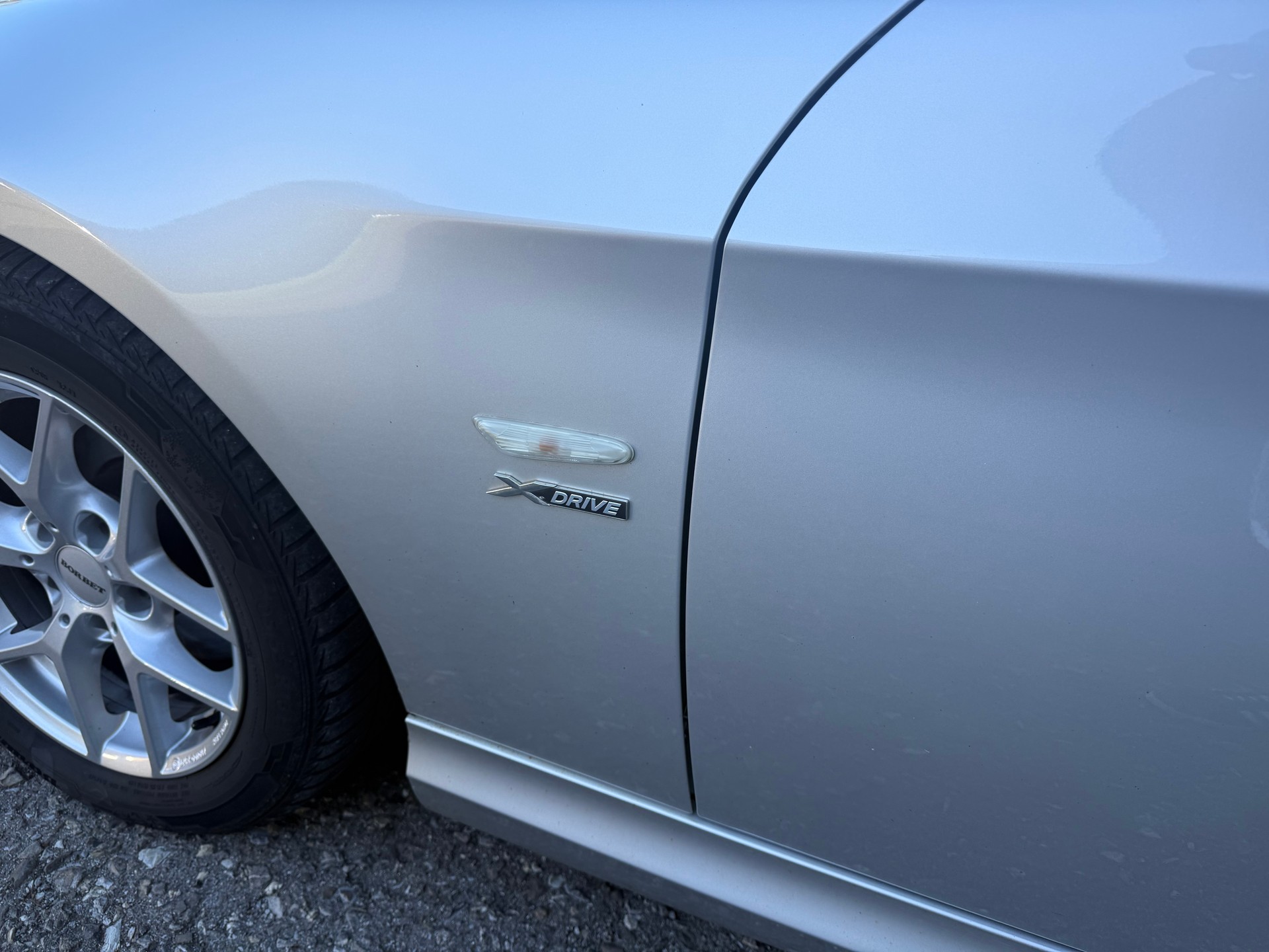 BMW 320d xDrive Touring Dynamic Edition Steptronic-image-6