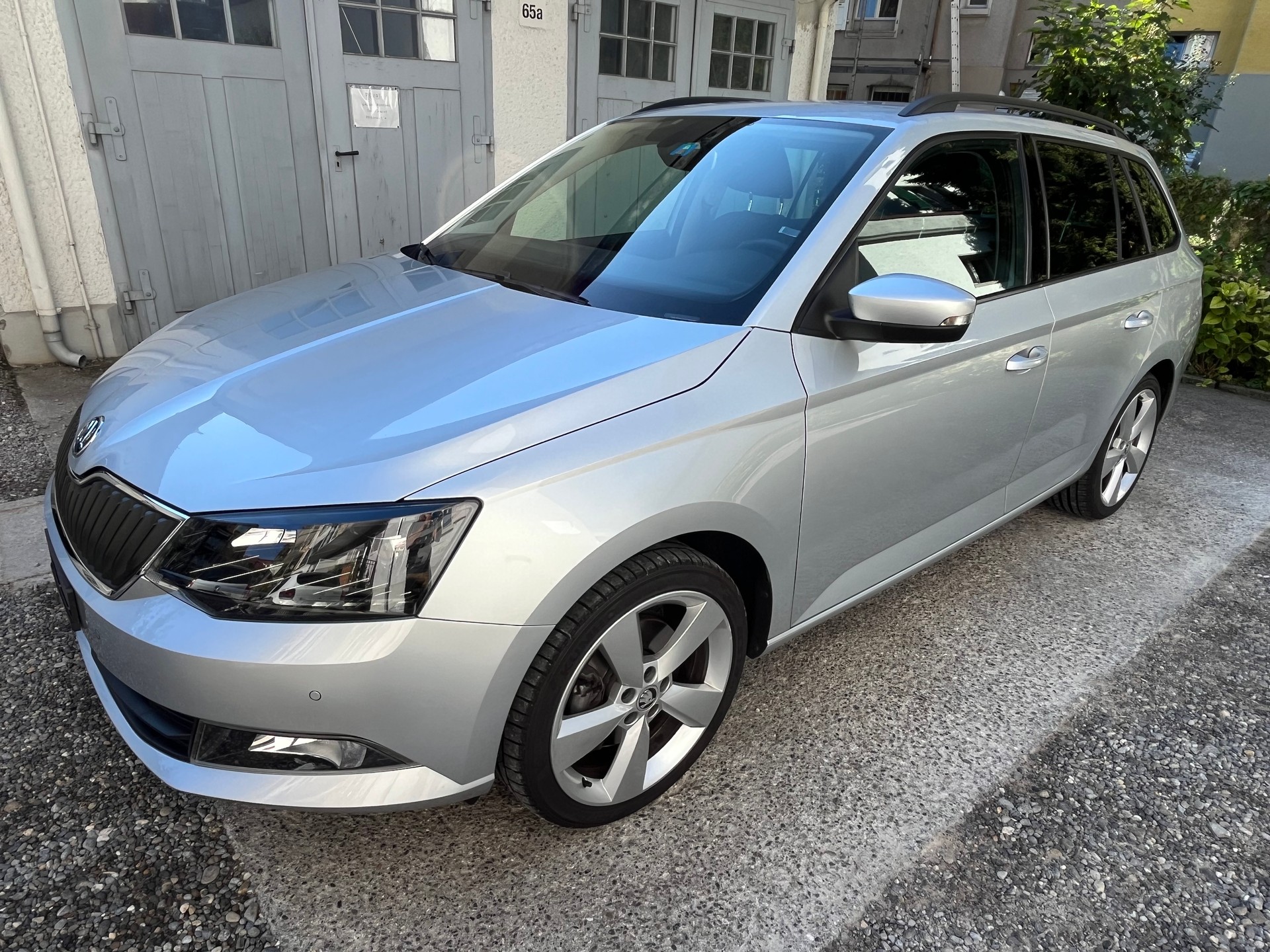 SKODA Fabia 1.2 TSI Style-image-0
