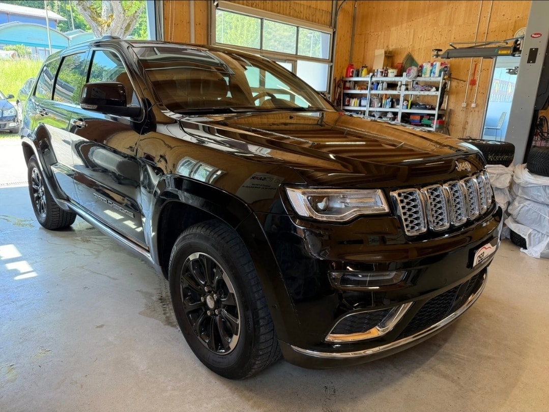 JEEP Grand Cherokee 3.0 CRD Summit Automatic-image-2