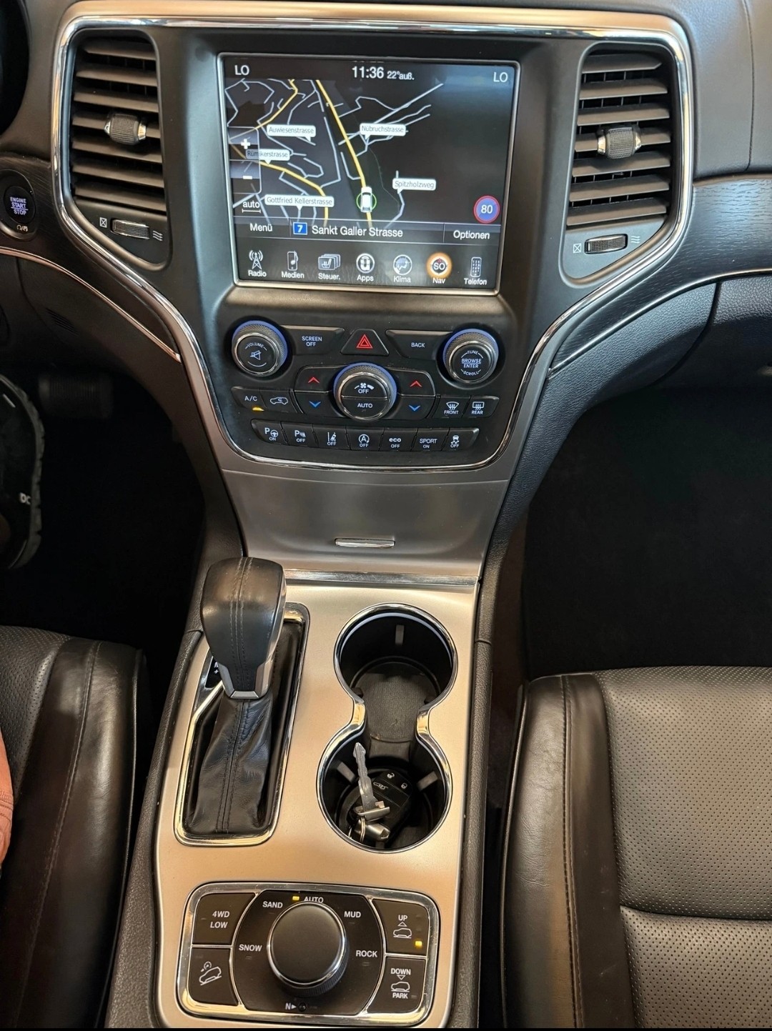 JEEP Grand Cherokee 3.0 CRD Summit Automatic-image-11